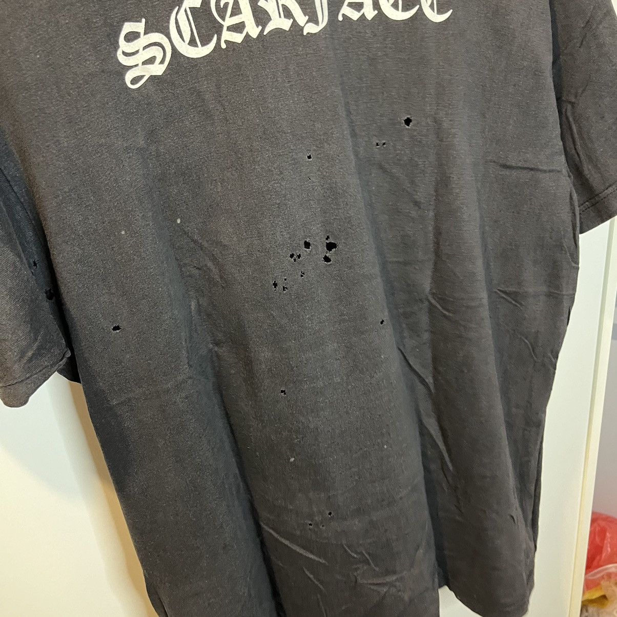 Vintage Vintage Scarface "Say Hello To My Little Friend" Movie Shirt Size US L / EU 52-54 / 3 - 3 Thumbnail