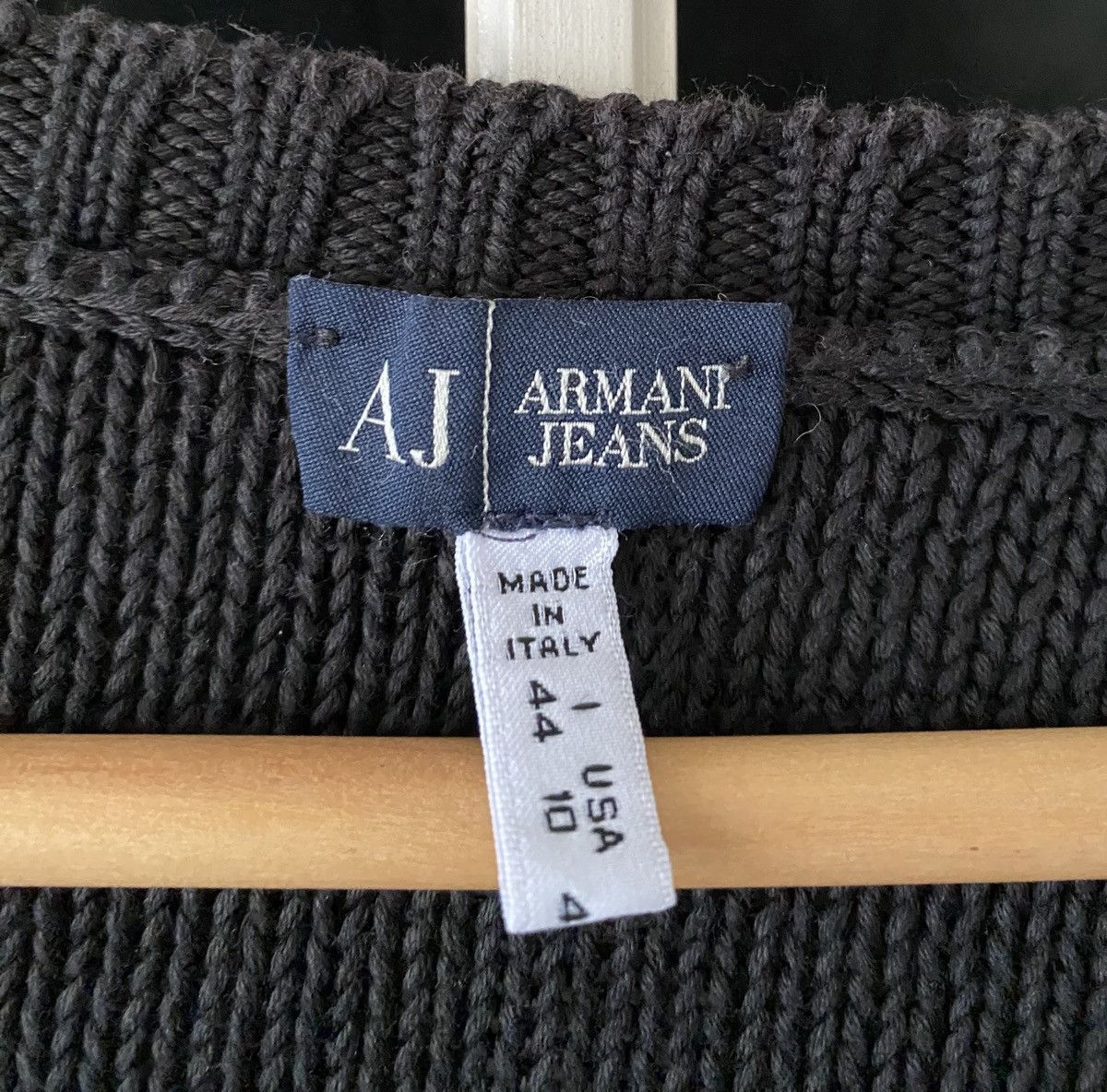Armani Sweater Armani Size M / US 6-8 / IT 42-44 - 3 Thumbnail