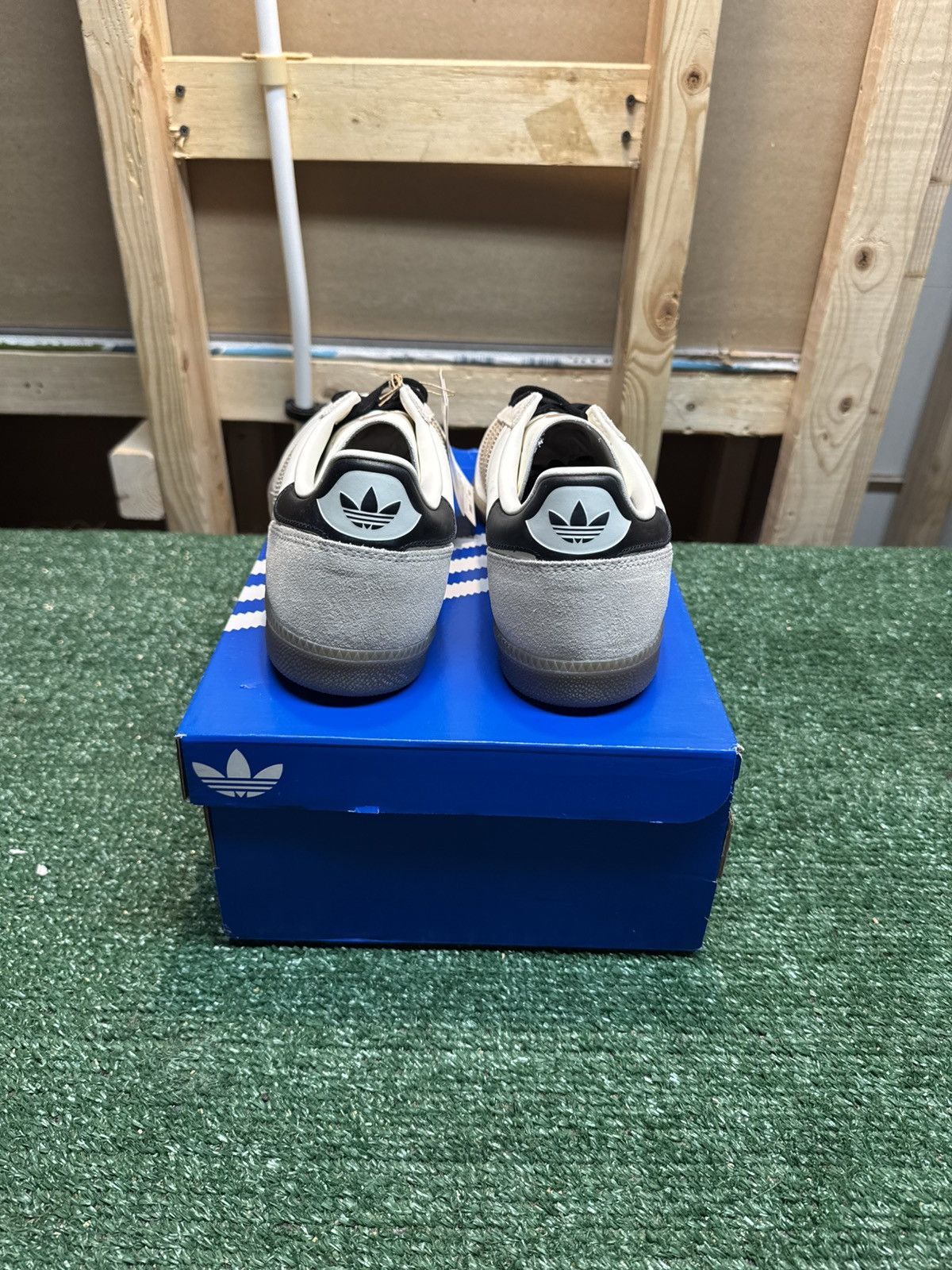 Adidas Adidas Samba Off White Magic Beige Size 10.5 Size US 10.5 / EU 43-44 - 7 Thumbnail