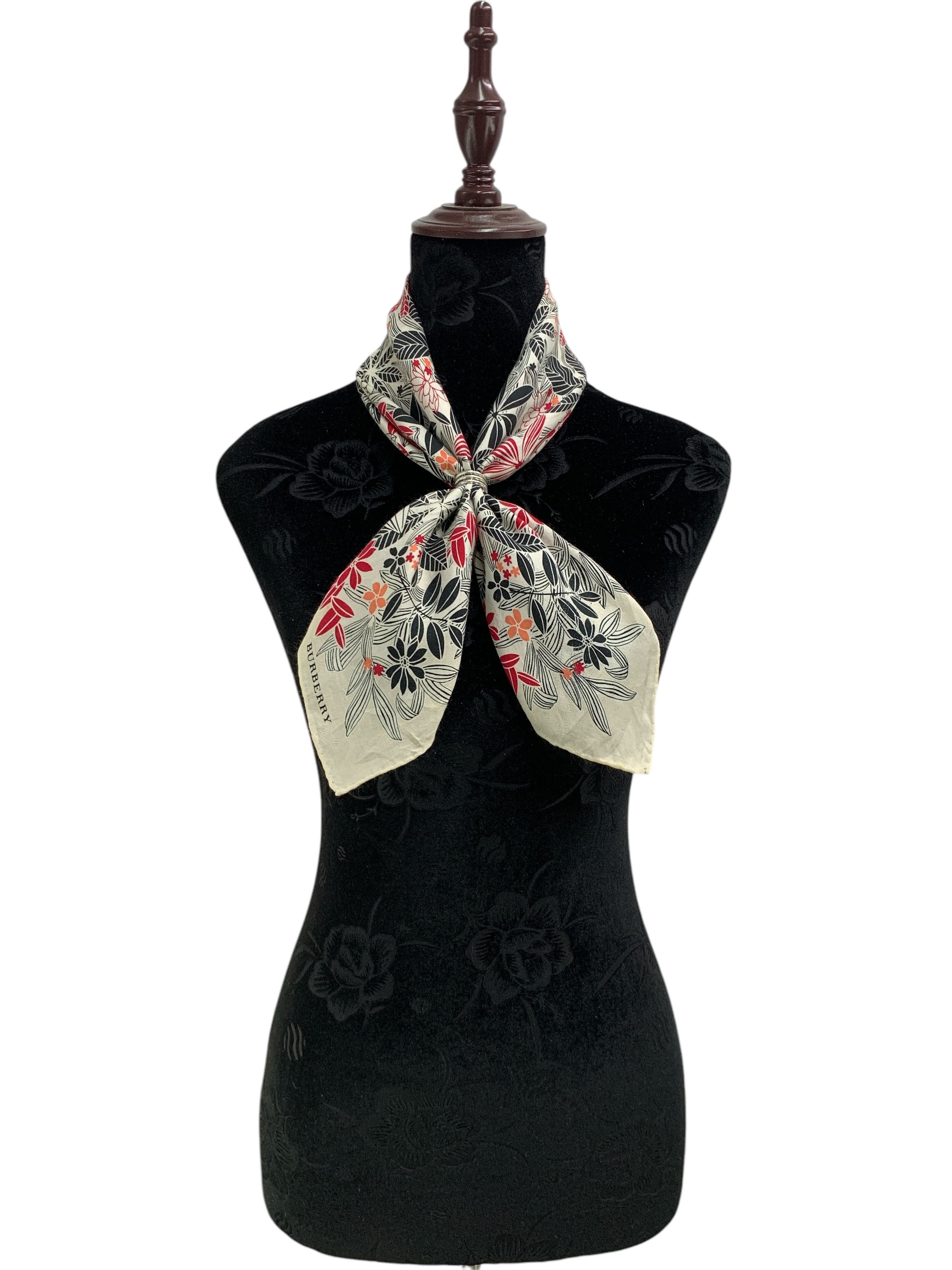 Burberry × Vintage Vintage Burberry Scarf Neckwear - SCA2179 Size ONE SIZE - 1 Thumbnail