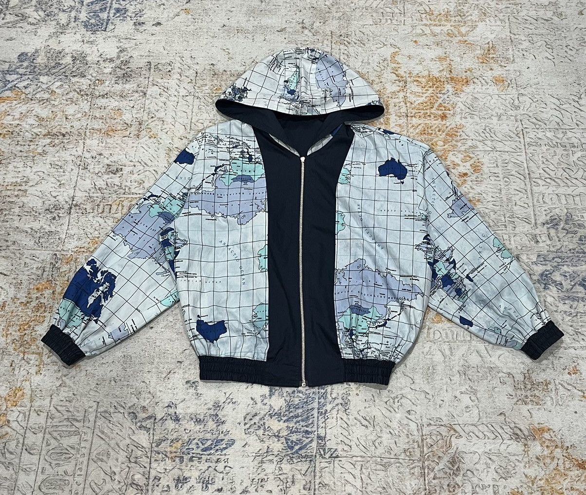 Issey Miyake Hai Sporting Gear by Issey Miyake In World Map Motif Jacket Size US L / EU 52-54 / 3 - 2 Thumbnail