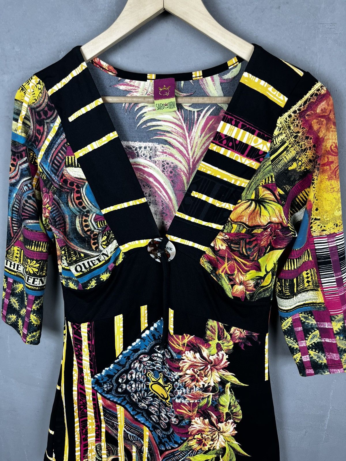 Other Save the queen long sleeve Size XL / US 12-14 / IT 48-50 - 2 Thumbnail