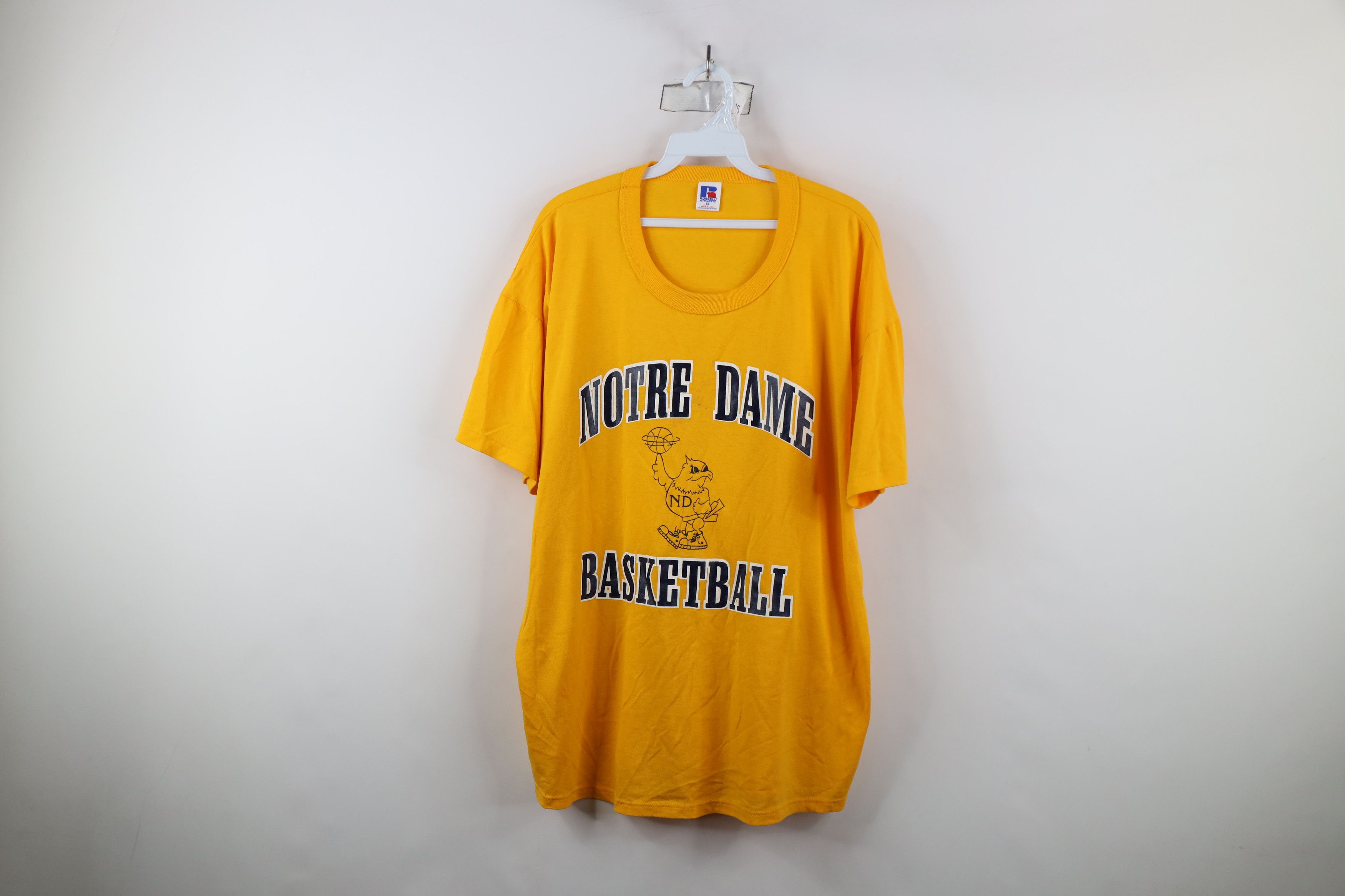 Russell Athletic × Vintage Vintage 90s Russell Athletic University Basketball T-Shirt Size US XL / EU 56 / 4 - 1 Thumbnail