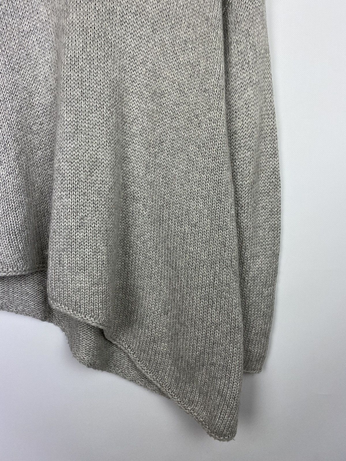 Helmut Lang Helmut Lang ladies avant-garde assymetrical sweater pullover Size S / US 4 / IT 40 - 8 Thumbnail