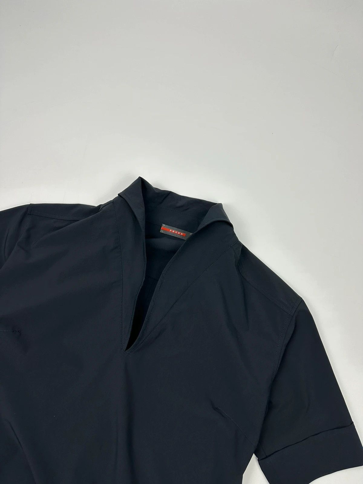 Prada Prada Sport SS2000 V Neck Light Nylon Navy Blue Top Shirt Size M / US 6-8 / IT 42-44 - 4 Thumbnail