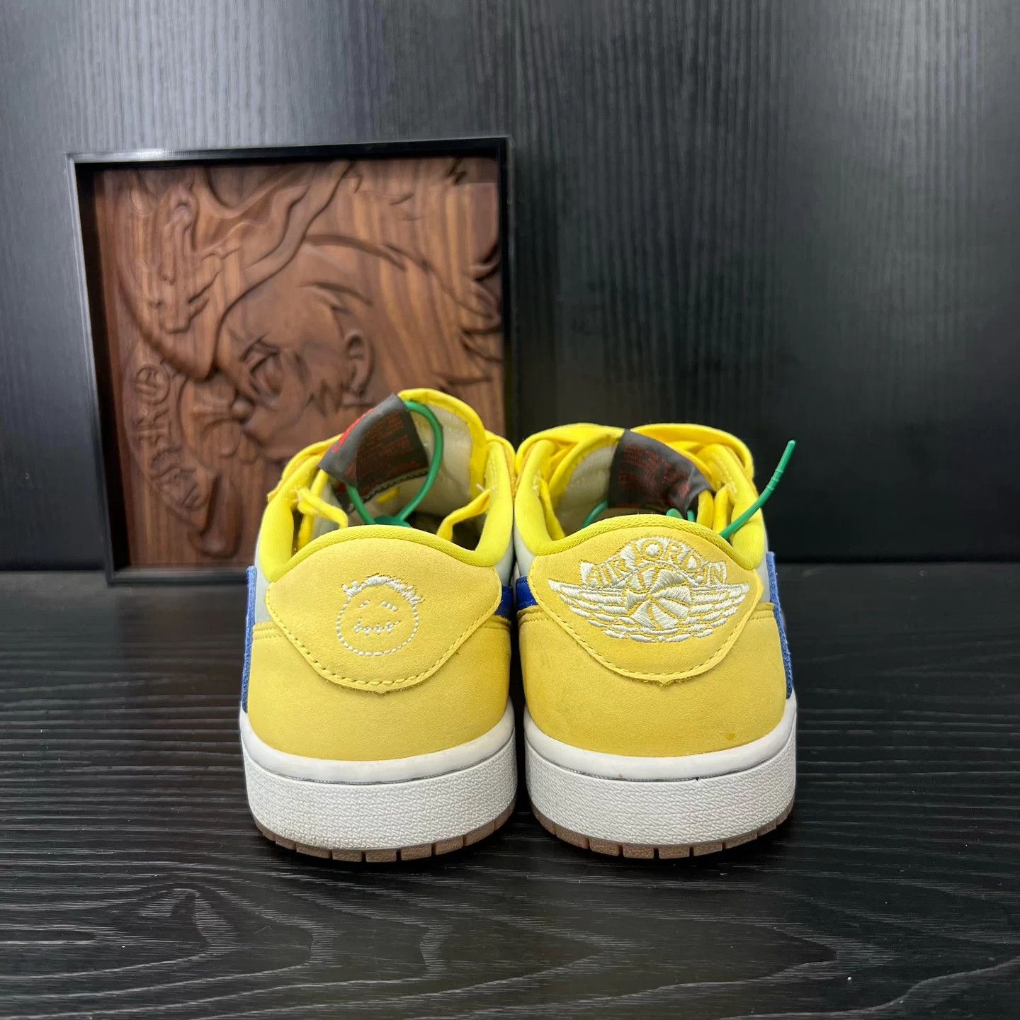 Nike AJ1 Low Yellow Barb 7.0 40 New With Box Size US 7 / EU 40 - 6 Thumbnail