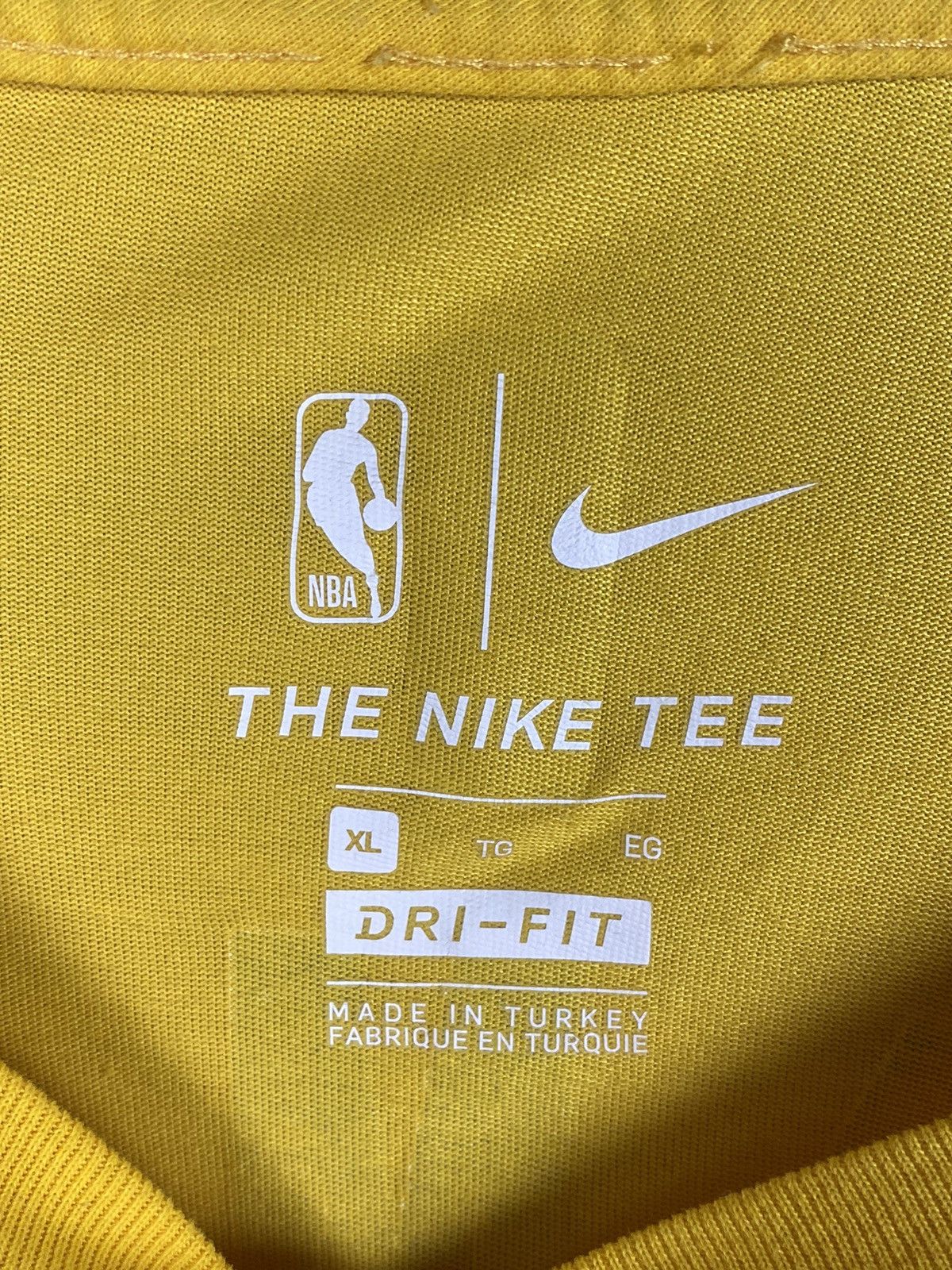 Nike Nike James Lebron LAL Dry Tee BQ1540-743 size L Size US XL / EU 56 / 4 - 10 Thumbnail