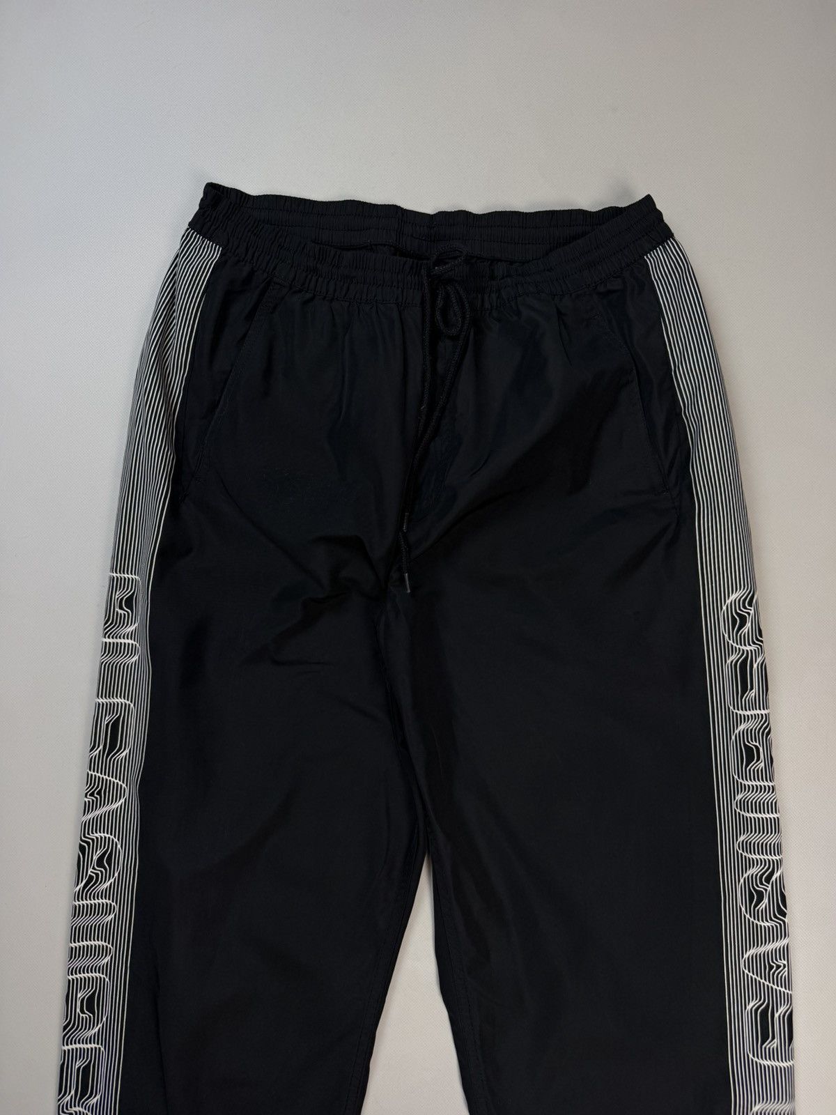 Pleasures Pleasures Men’s Logo-print Track Pants Trousers Drawstring Size US 34 / EU 50 - 5 Thumbnail