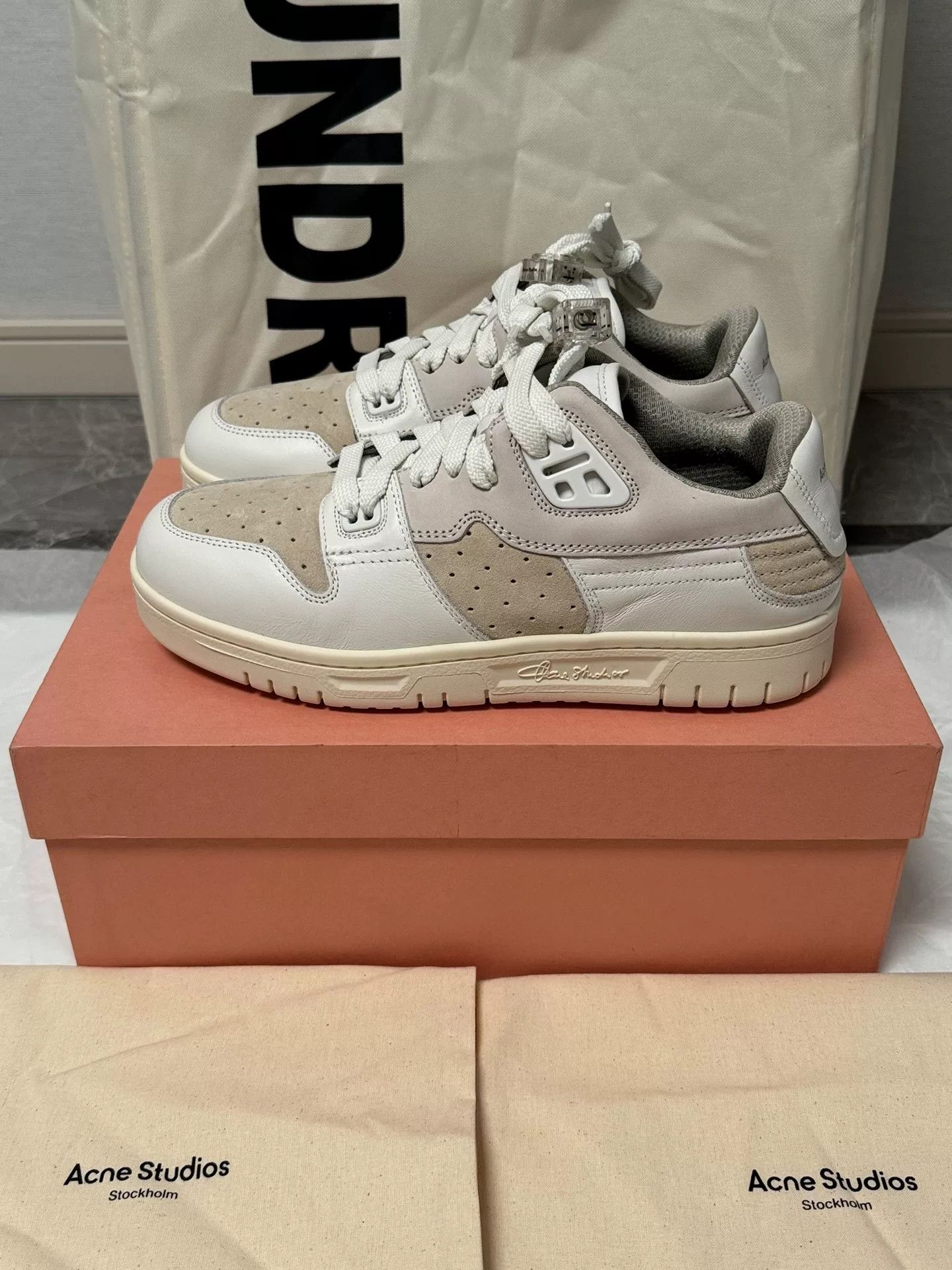 Acne Studios acne studios low-top sneakers in beige Size US 8.5 / EU 41-42 - 1 Thumbnail