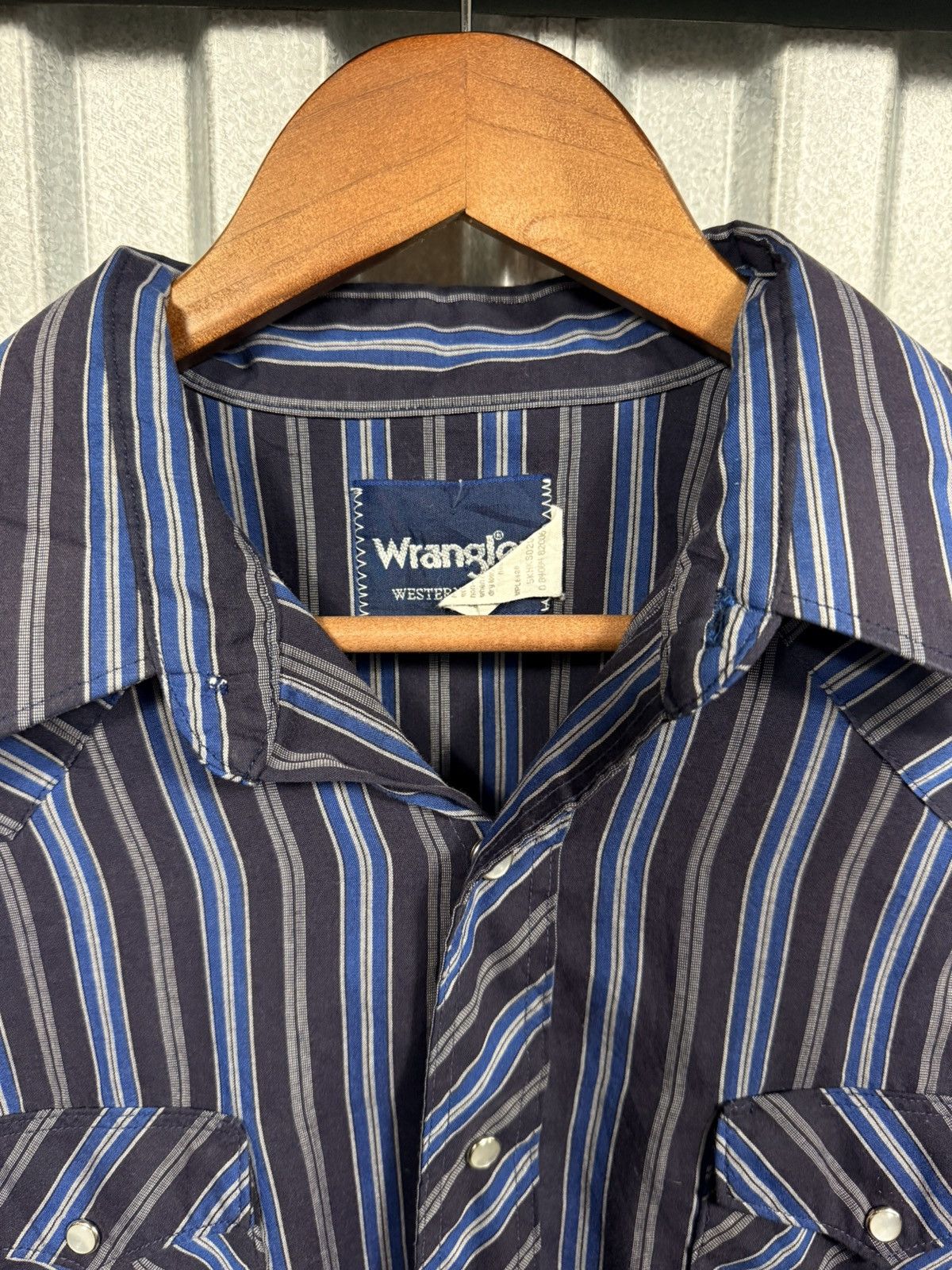 Wrangler Vintage Wrangler USA Made Pinstripe Pearl Snap Button Up Size US L / EU 52-54 / 3 - 2 Thumbnail