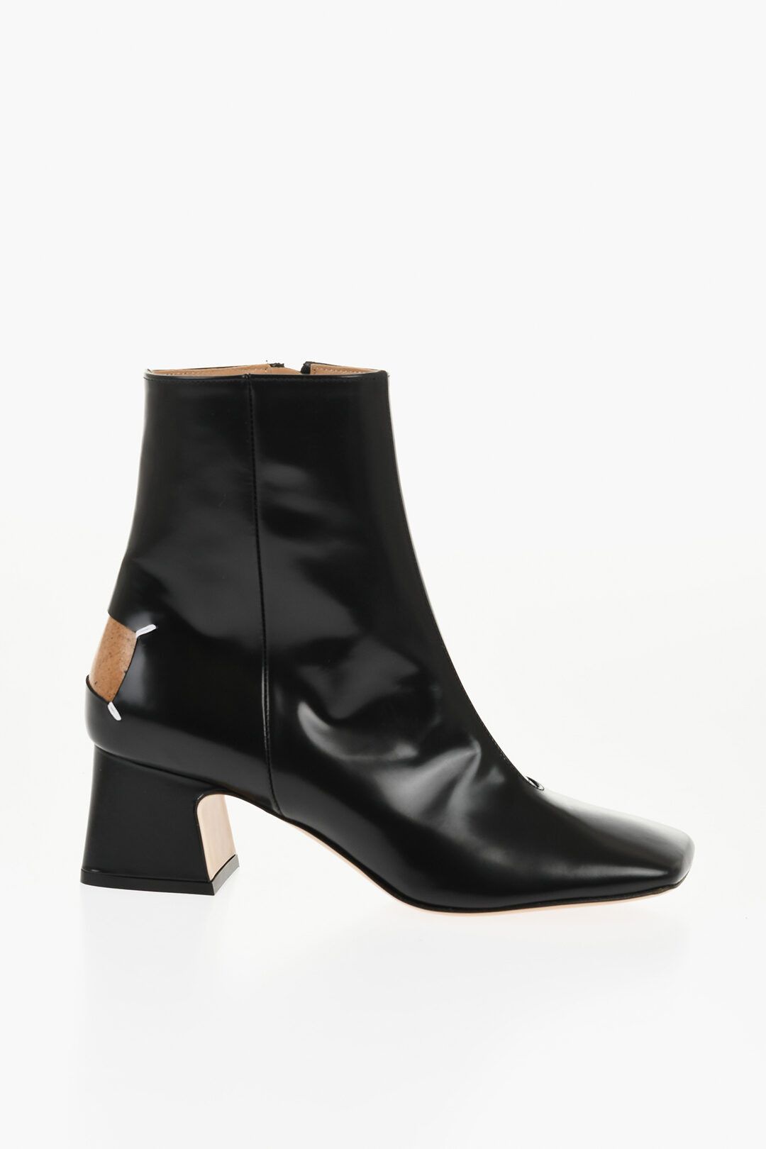 og1mm1125 Brushed Leather Ankle Boots in Black