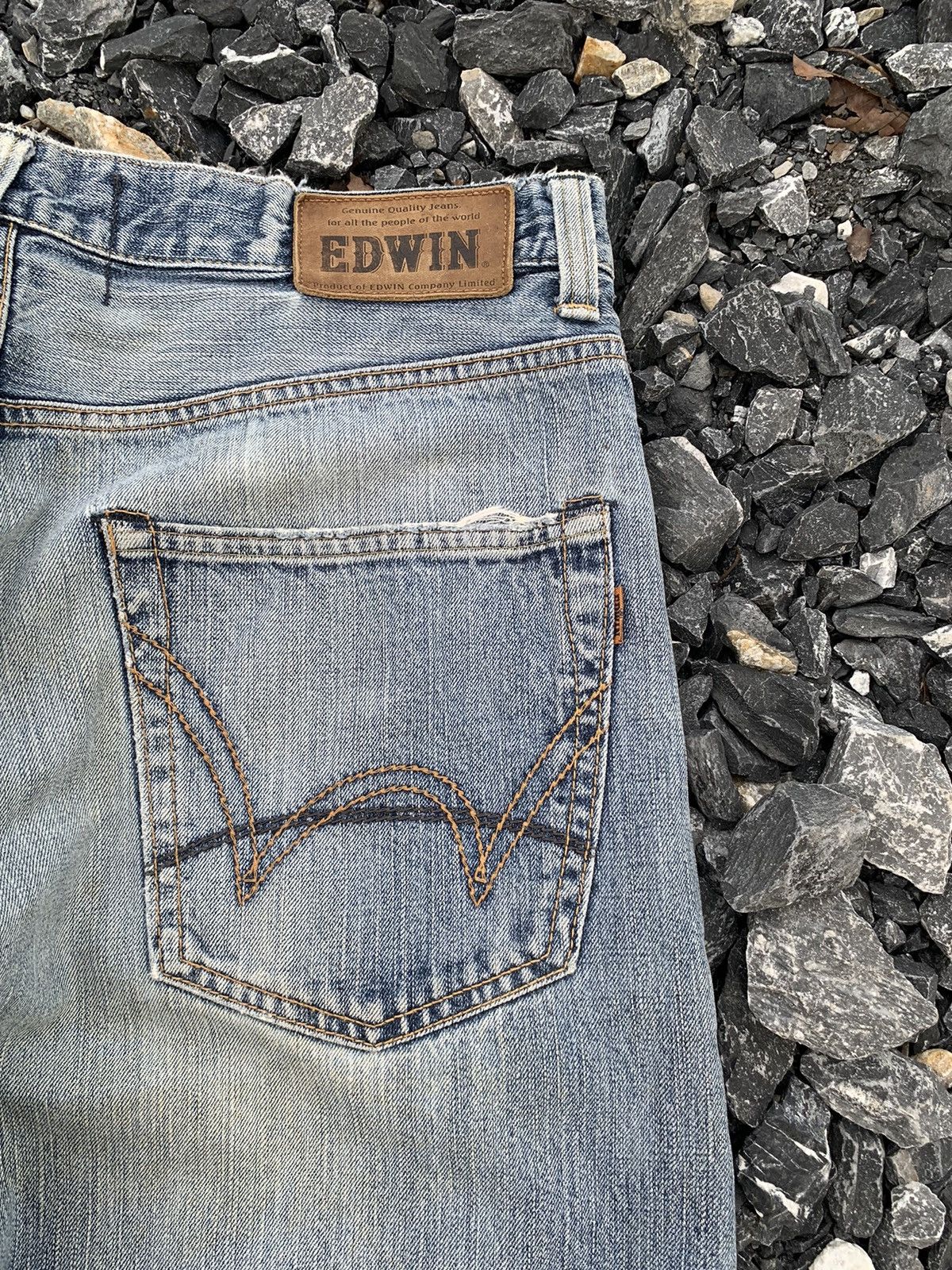 Other VINTAGE EDWIN 505V SELVEDGE FADED JAPANESE DISTRESSED DENIM Size US 38 / EU 54 - 13 Thumbnail