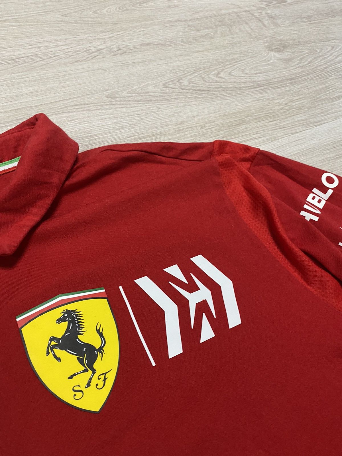 Formula 1 Scuderia Ferrari F1 Leclarc Team T-Shirt Mens Red 2019 Size US XL / EU 56 / 4 - 5 Thumbnail