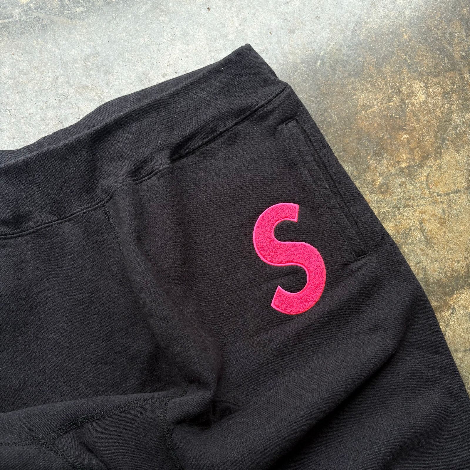 Supreme Supreme FW19 S Logo Felt Sweatpants Size US 36 / EU 52 - 2 Thumbnail