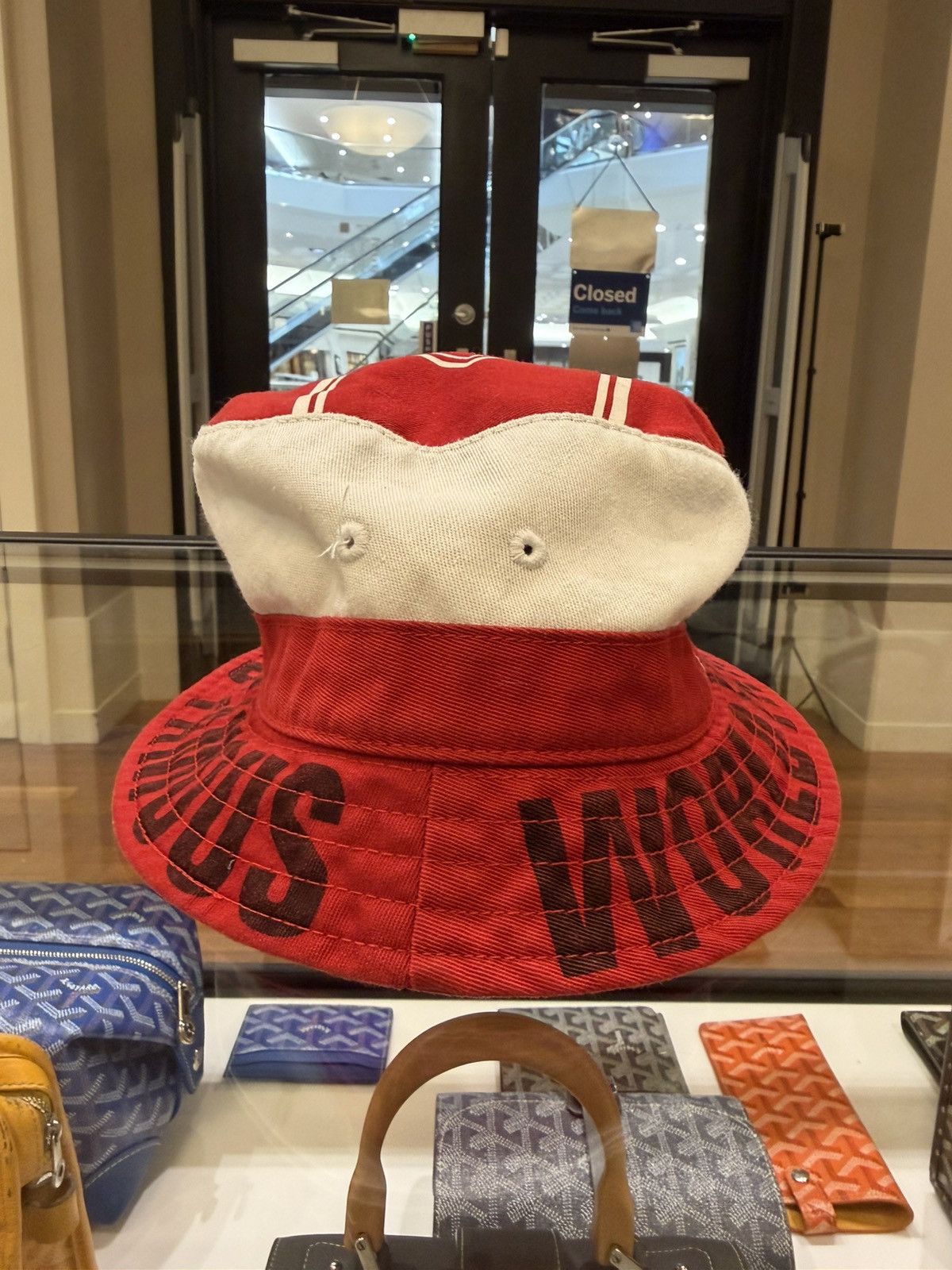 Supreme Supreme World Famous Bucket Hat Size ONE SIZE - 3 Thumbnail