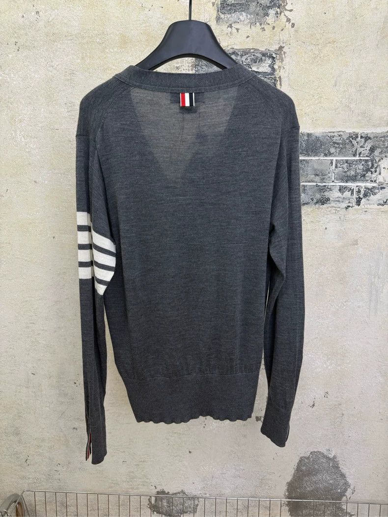 Thom Browne THOM BROWNE Grey Classic Cashmere Cardigan 2502-Nextarrow Size US M / EU 48-50 / 2 - 4 Thumbnail