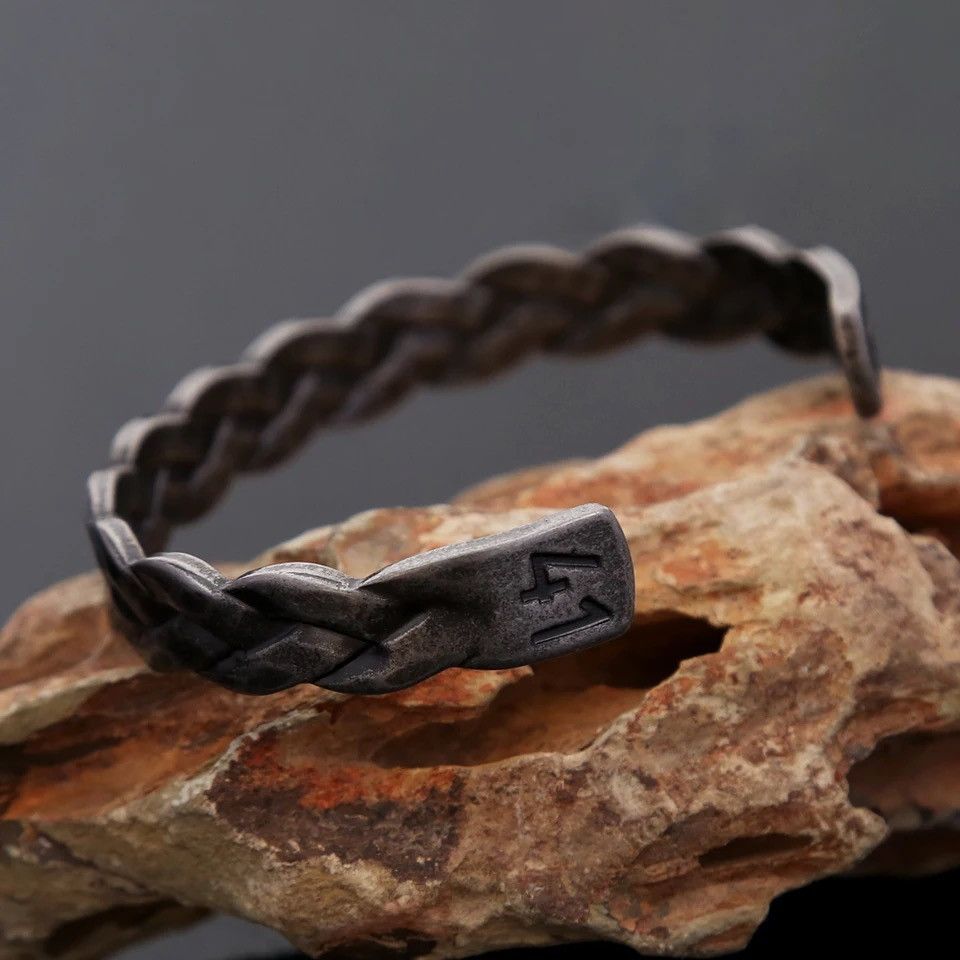 Jewelry × Vintage Punk Vintage 316L Stainless Steel Braided Twist Bracelet Size ONE SIZE - 2 Thumbnail