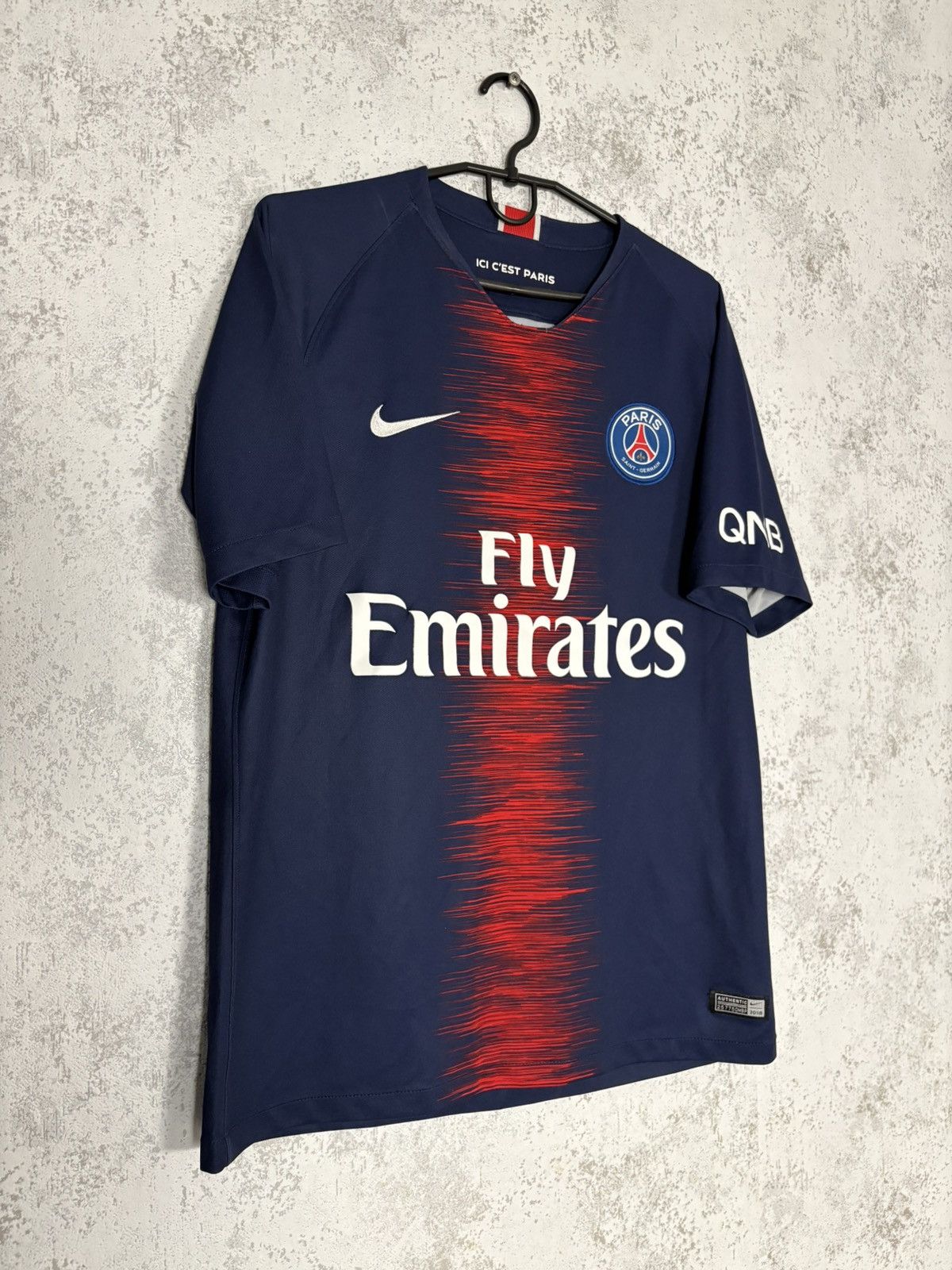 Nike Nike PSG Paris Saint-Germain 2018/19 Home Kit Soccer Jersey Size US M / EU 48-50 / 2 - 2 Thumbnail