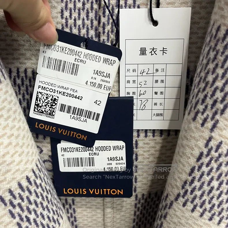 Louis Vuitton Louis Vuitton Beige Solid Tunic Hooded Long Sleeve Coat Size M / US 6-8 / IT 42-44 - 3 Thumbnail