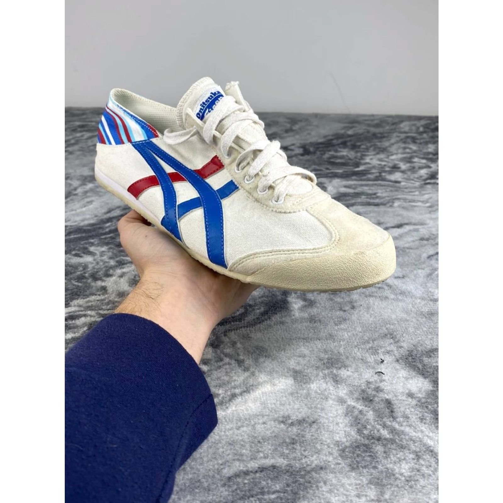 Onitsuka Tiger Onitsuka Tiger Mexico 66 Sneakers Men US 9.5 White Leather Low Top Casual Shoes Size US 10 / EU 43 - 4 Thumbnail
