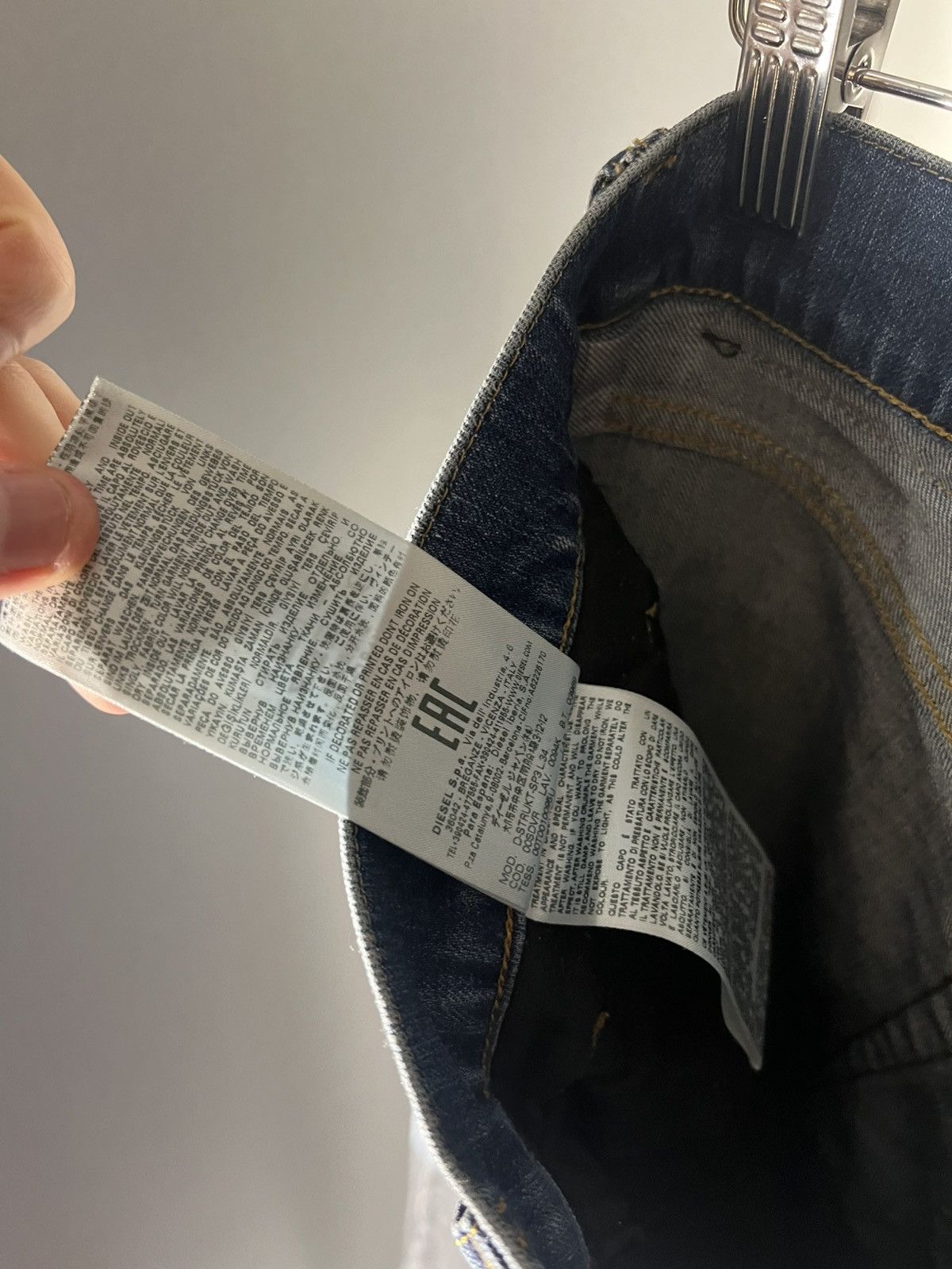 Diesel VINTAGE DIESEL INDUSTRY DENIM DIVISION DESIGNER JEANS Y2K Size US 34 / EU 50 - 14 Thumbnail