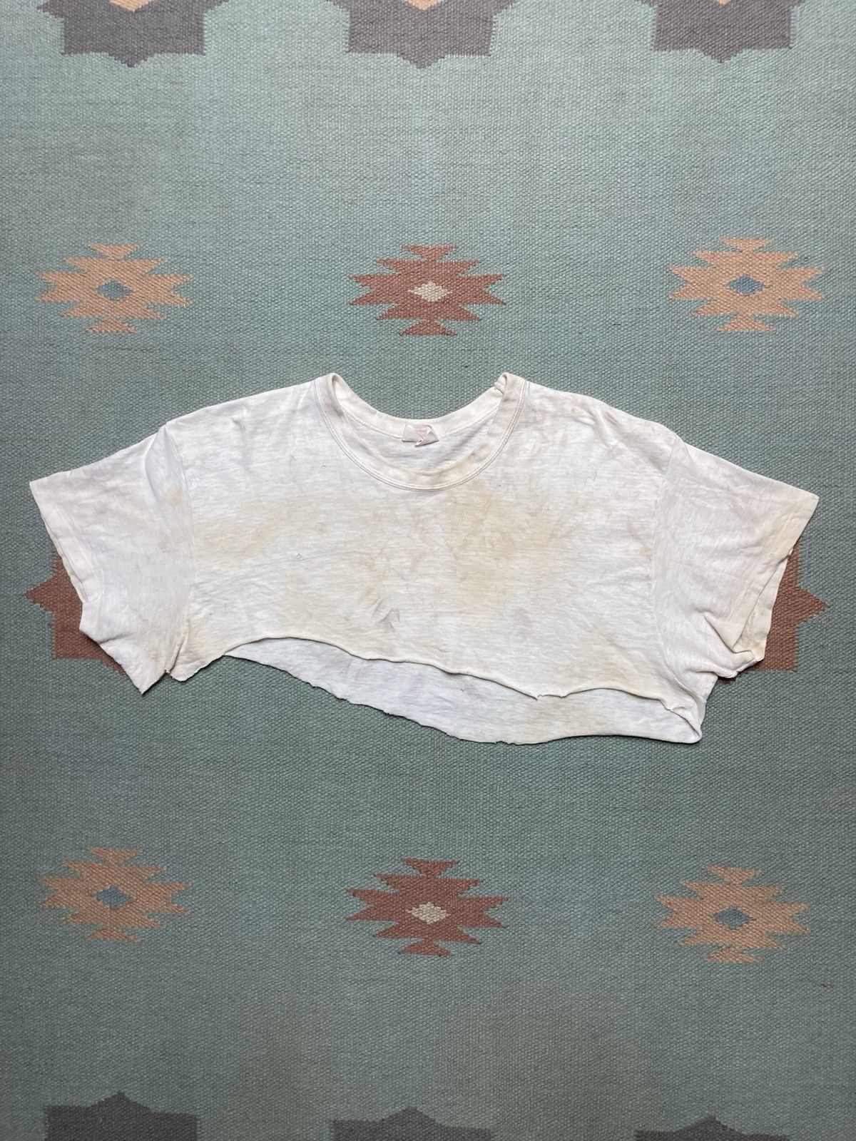 Vintage 60s blank white t shirt Hanes cropped tummy tee distress XL Size US XL / EU 56 / 4 - 1 Thumbnail