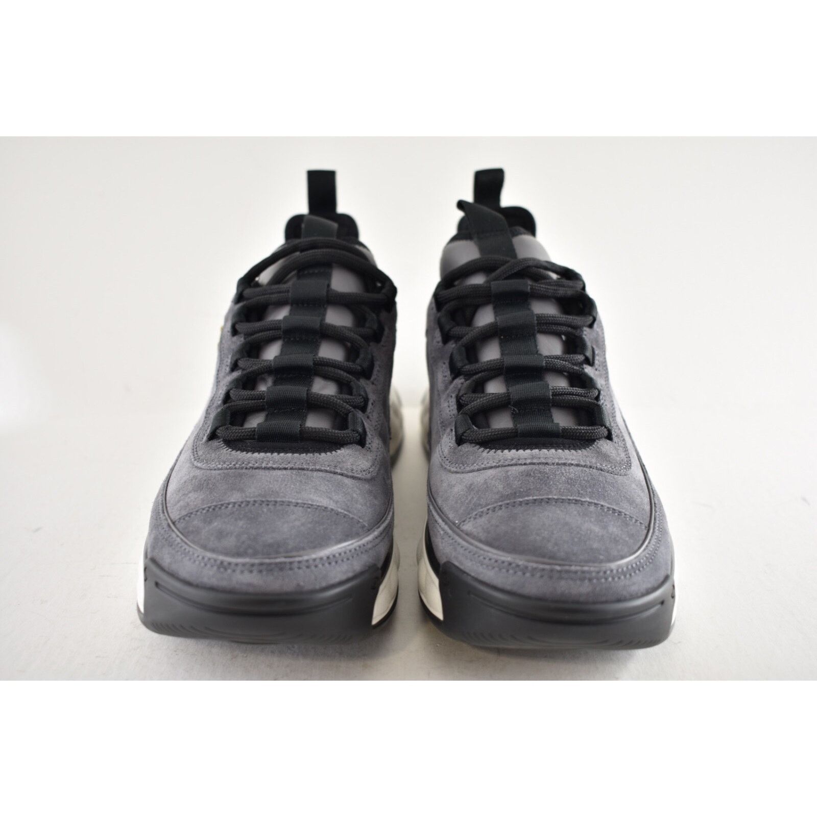 Chanel Chanel 23K Suede White CC Logo Lace Up Low Top Sneaker 41.5 Size US 11.5 / IT 41.5 - 7 Thumbnail