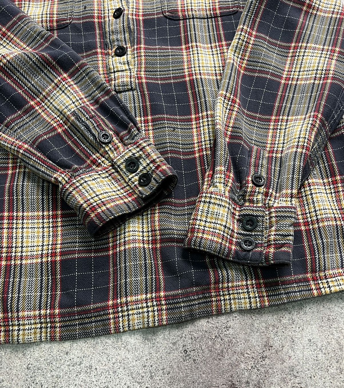 Patagonia Patagonia vintage flannel shirt Size US S / EU 44-46 / 1 - 3 Thumbnail
