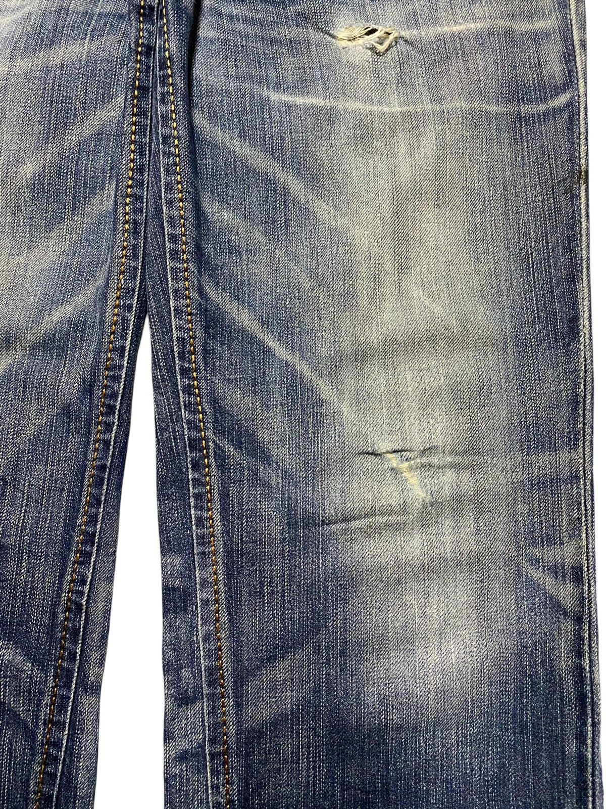 Japanese Brand Vintage Edwin 431 XVS Blue Wash Distressed Flare Jeans Size US 31 - 10 Thumbnail