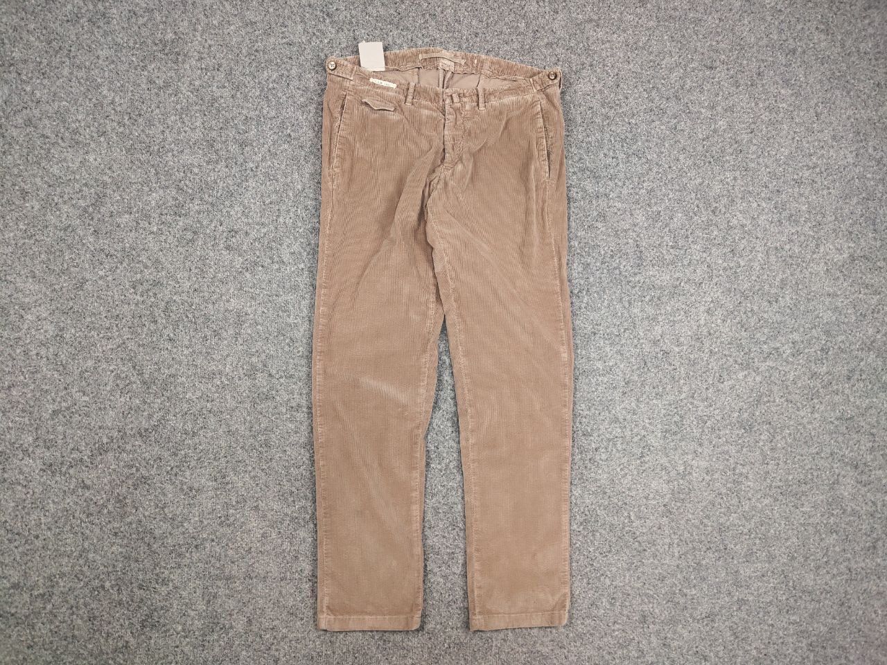 L.B.M. 1911 LBM 1911 Italy Design Beige Corduroy trouser Casual Pants Size US 34 / EU 50 - 6 Thumbnail