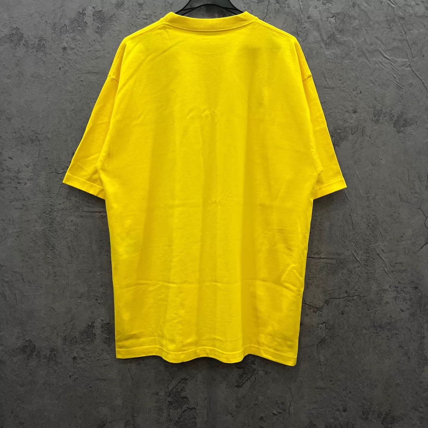 Balenciaga Balenciaga Yellow Logo Short Sleeve Tee OS XXS Size US XXS / EU 40 - 5 Thumbnail