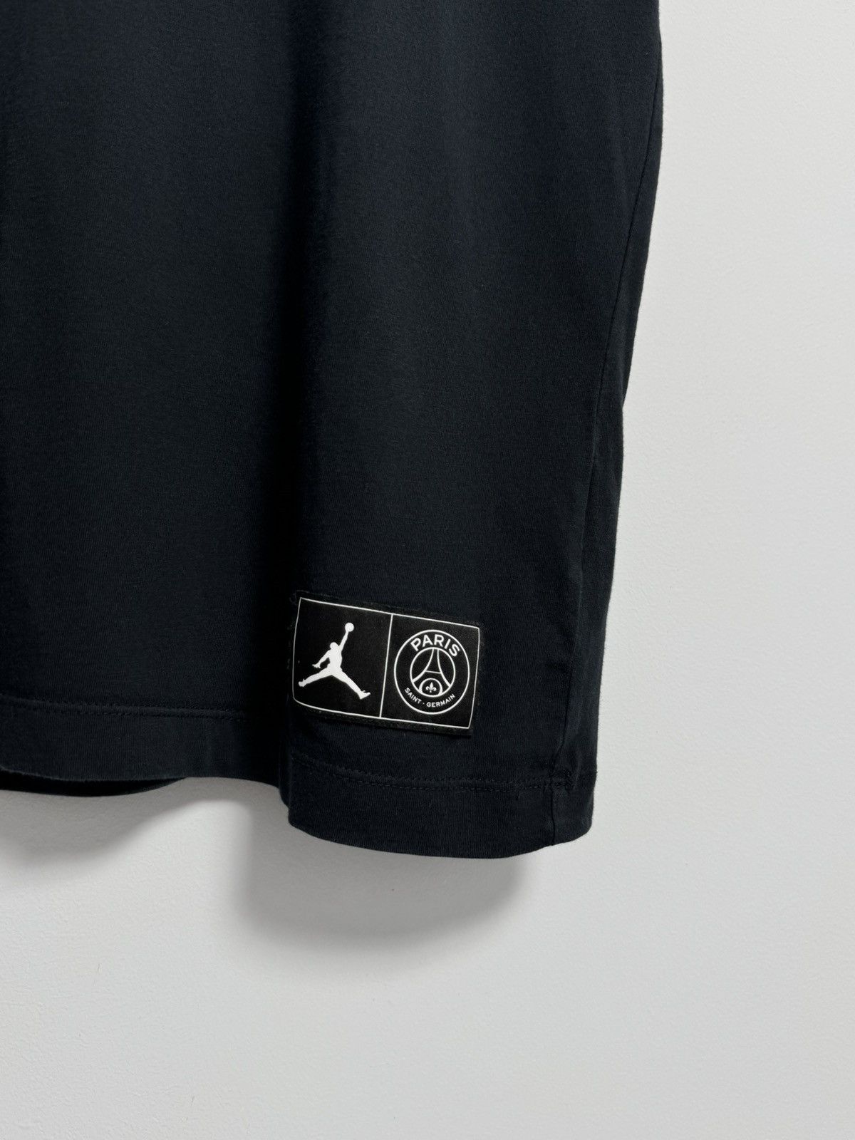 Jordan Brand Air Jordan Shirt St Germain Paris Jump Man Out Short Sleeve Size US XL / EU 56 / 4 - 4 Thumbnail