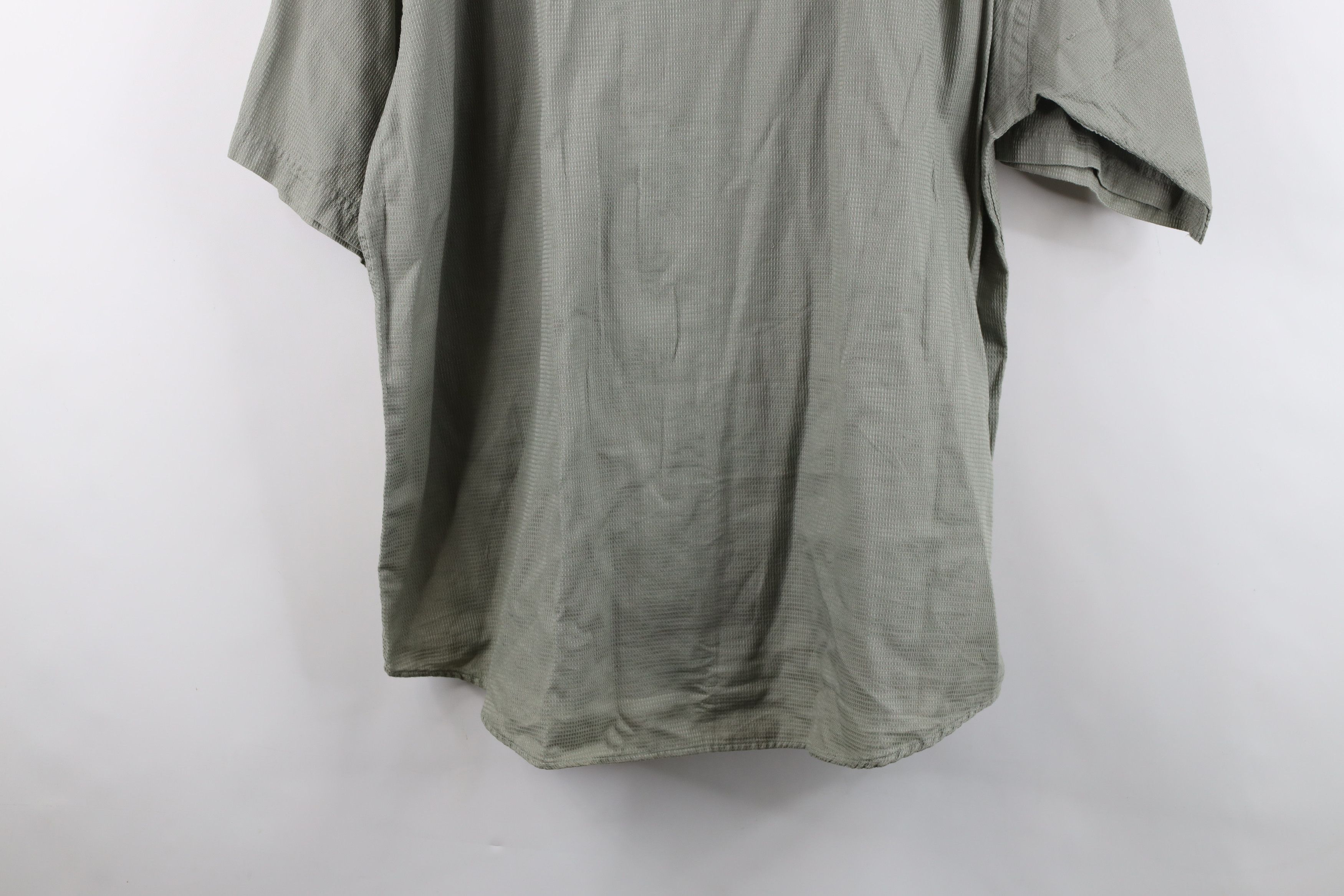Vintage Vintage 90s Streetwear Collar Short Sleeve Button Shirt Size US XL / EU 56 / 4 - 12 Thumbnail