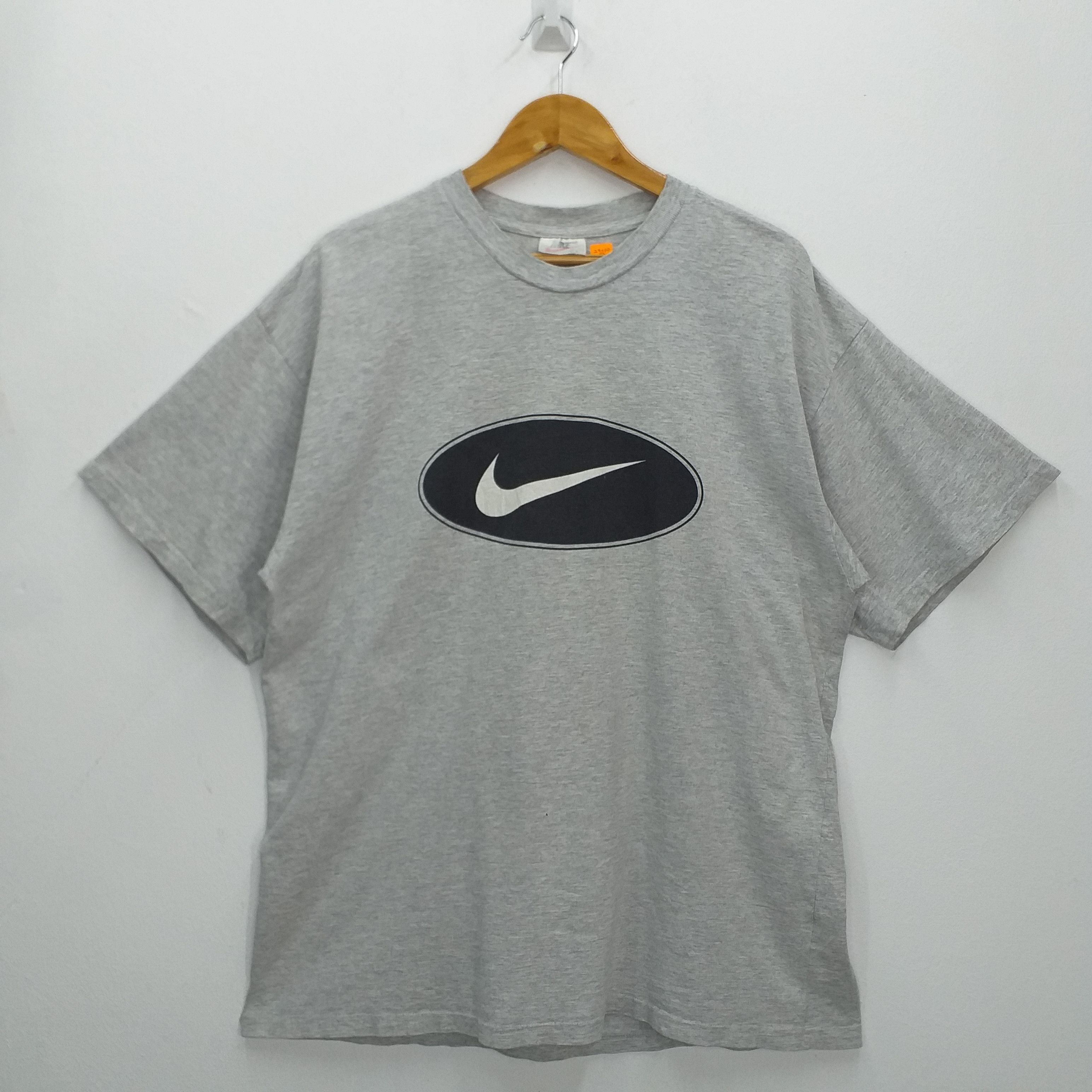 Nike Vintage Nike Swoosh Box Xlarge Tee -E002 Size US XL / EU 56 / 4 - 1 Thumbnail