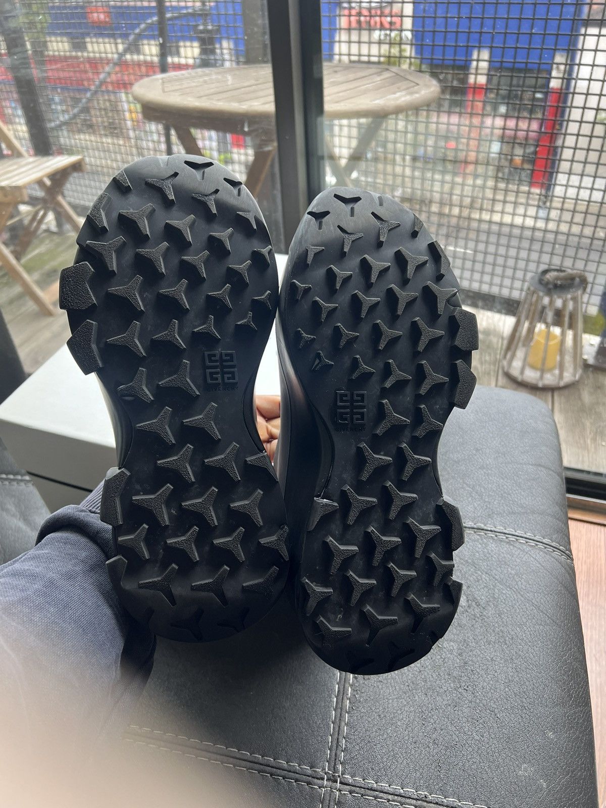 Givenchy Givenchy Marshmallows Size US 11 / EU 44 - 6 Thumbnail