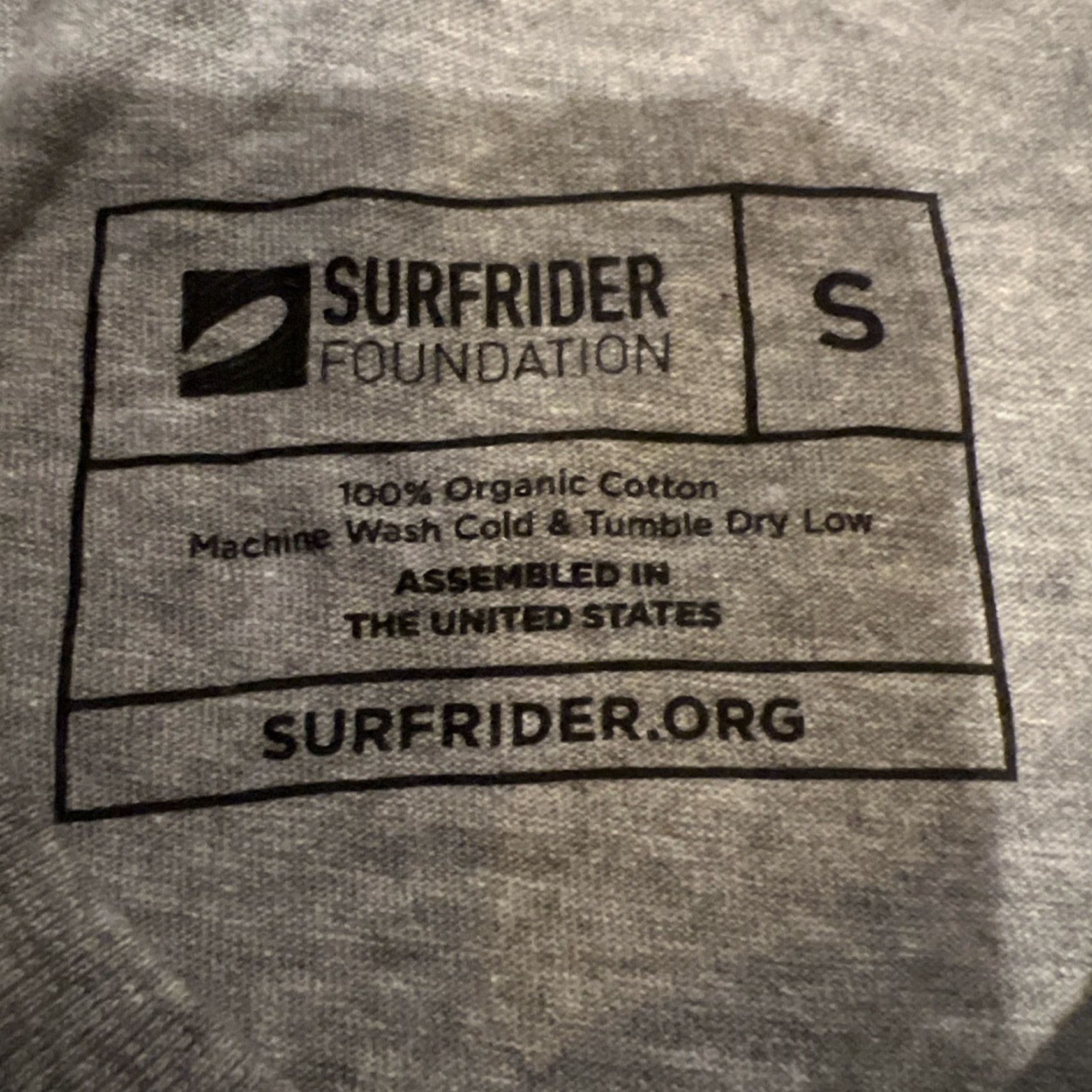 Vintage VINTAGE Surfrider Foundation Shirt Unisex Adults S Gray Surfer Logo Graphic Print Surfboard Skagg Fin Sunset Crew Neck Short Sleeve Tee Size US S / EU 44-46 / 1 - 6 Thumbnail