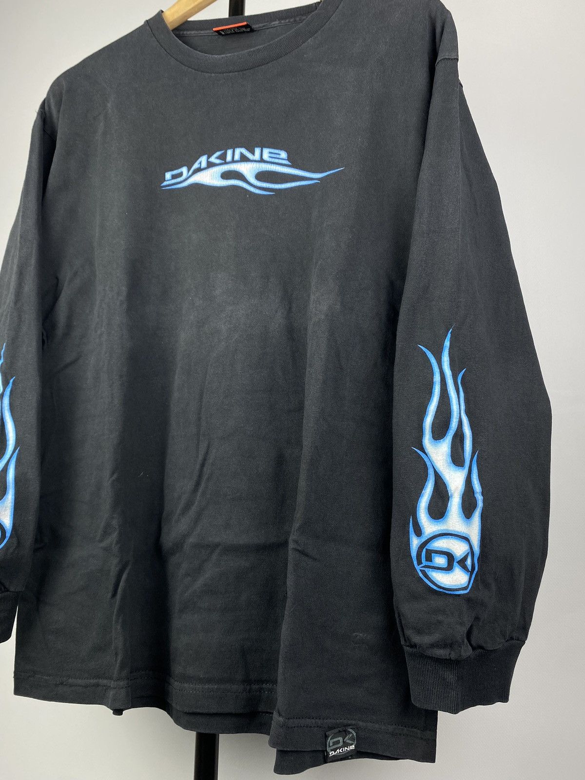Dakine × Vintage 90s🔥Dakine Opium Gothic Blue Flame Sleeve Fire Tee Rare Size US L / EU 52-54 / 3 - 3 Thumbnail