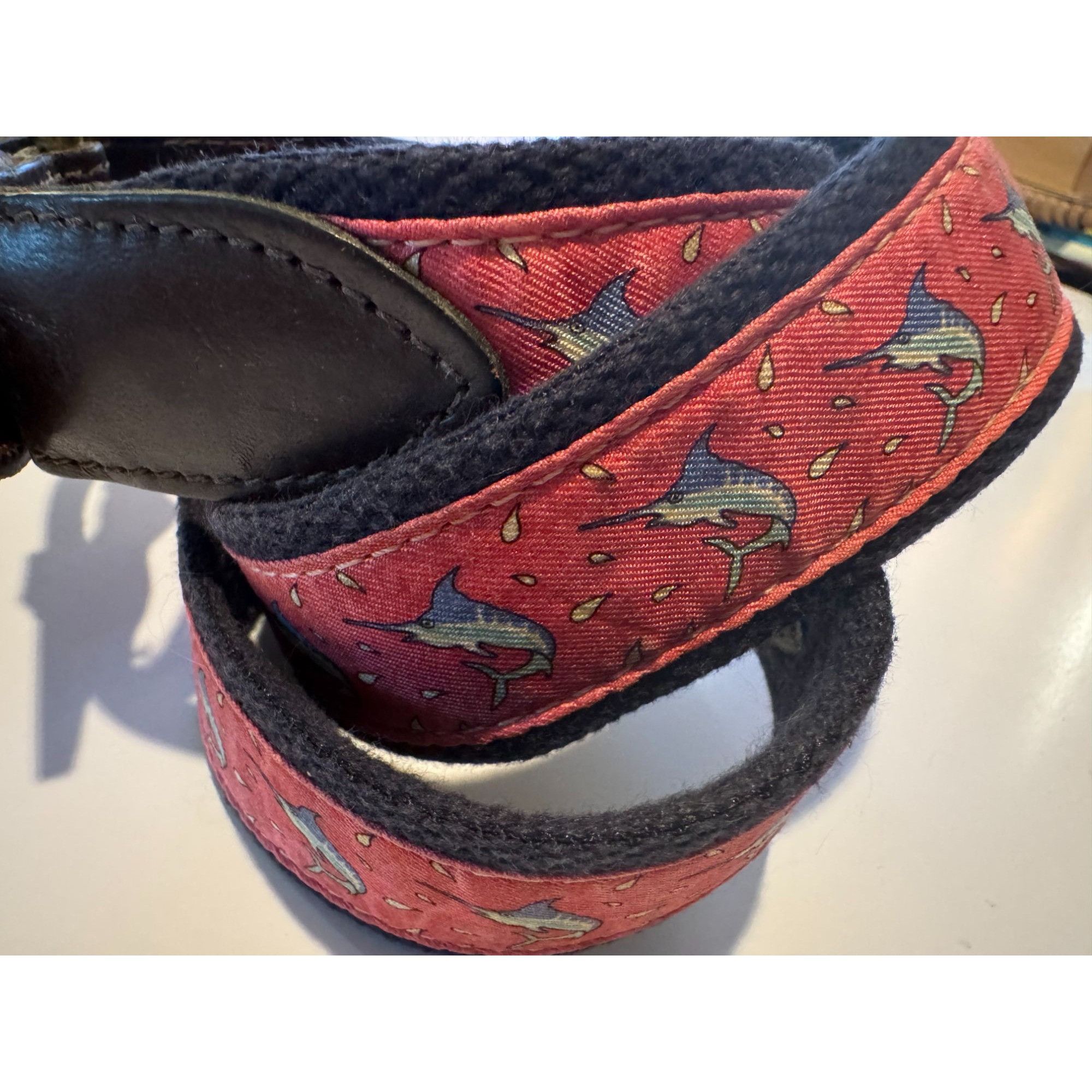 Vineyard Vines Vineyard Vines Men’s Size 36 Blue Shark Fish Belt Size 36 - 3 Thumbnail