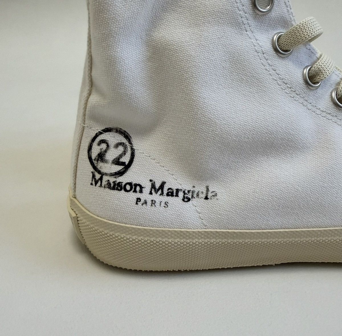 Maison Margiela White Canvas High Top Tabi Sneakers Size US 9 / EU 42 - 5 Thumbnail