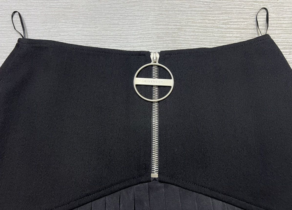 Givenchy Givenchy - A/W 18’ - Wool Zipped Pleated Skirt Size 25" / US 0 / IT 36 - 6 Thumbnail