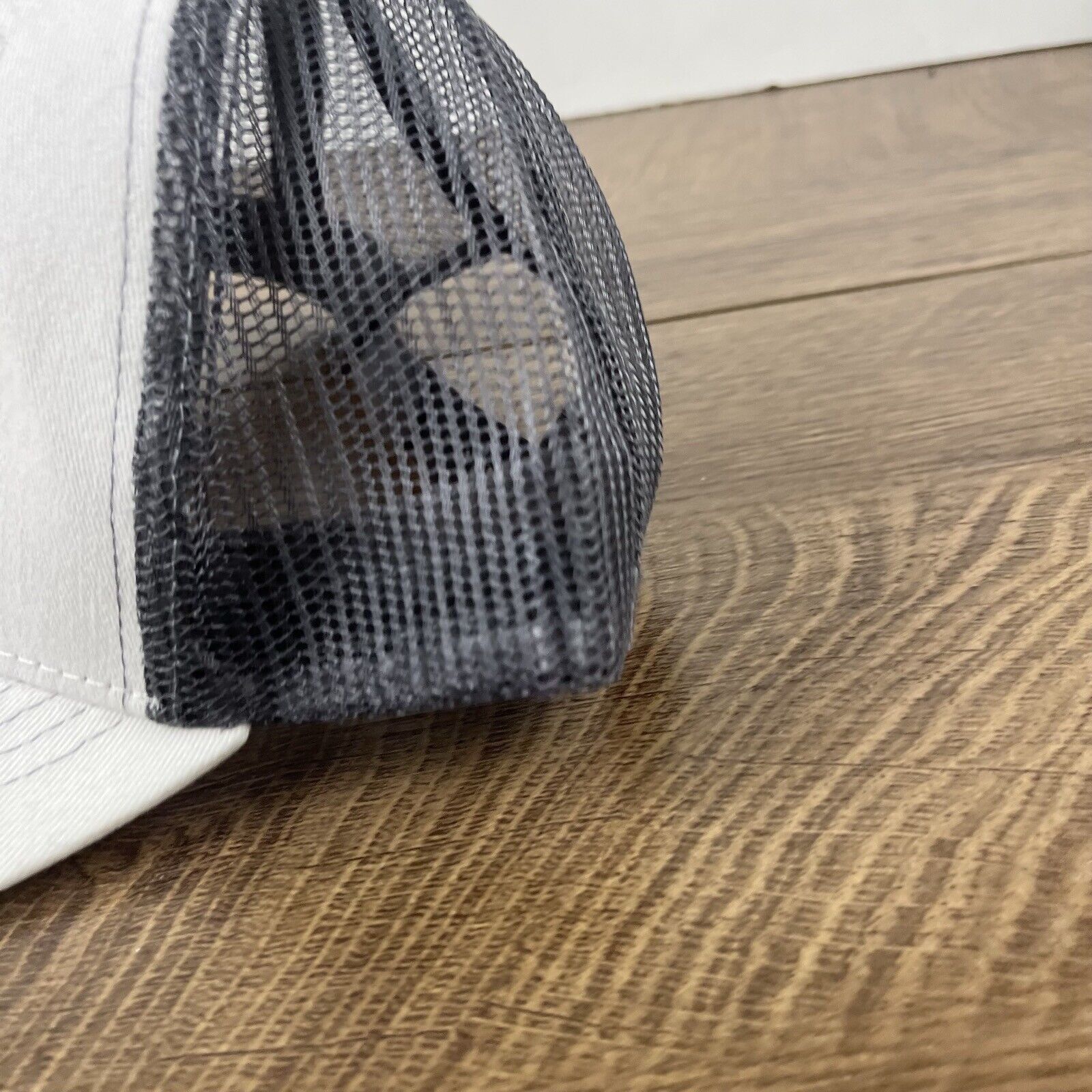 Other Marynn Taylor Hat Adjustable Hat White Adjustable Hat White Size ONE SIZE - 7 Thumbnail