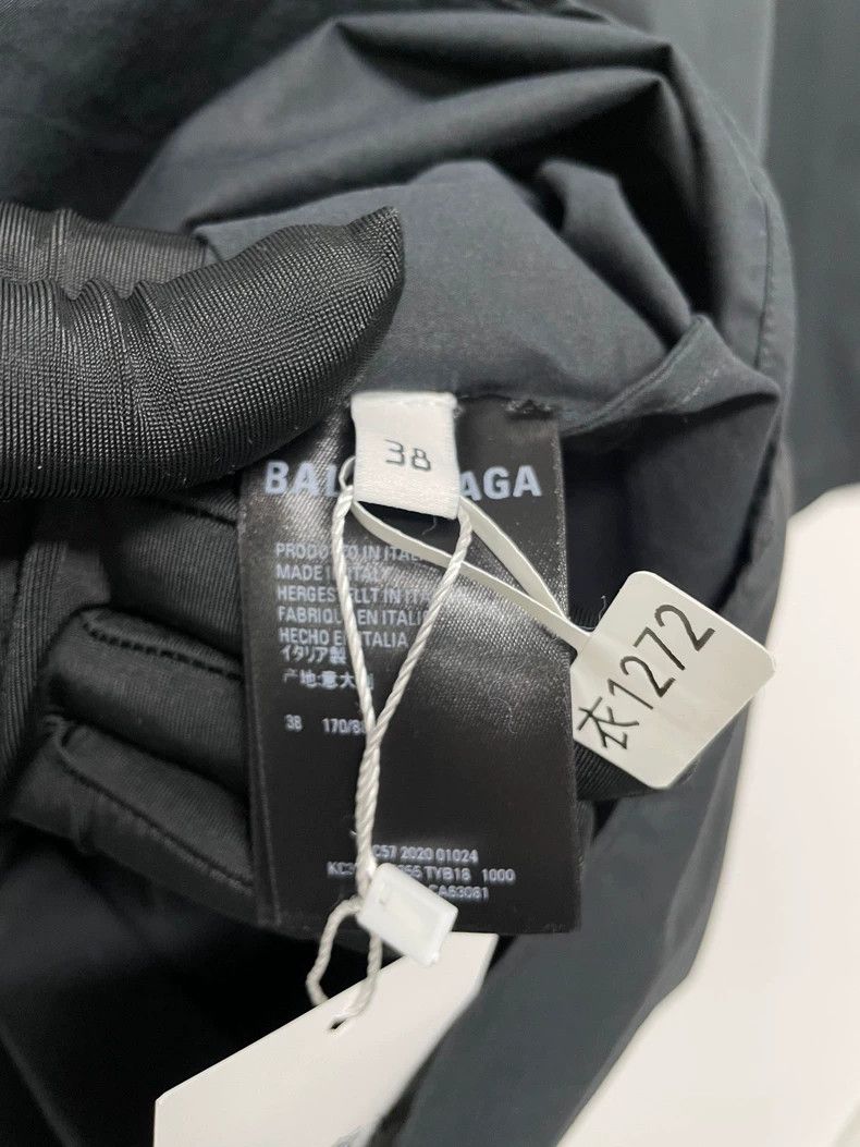 Balenciaga Balenciaga size 38 Seven-language short-sleeved shirt Size XS / US 0-2 / IT 36-38 - 4 Thumbnail