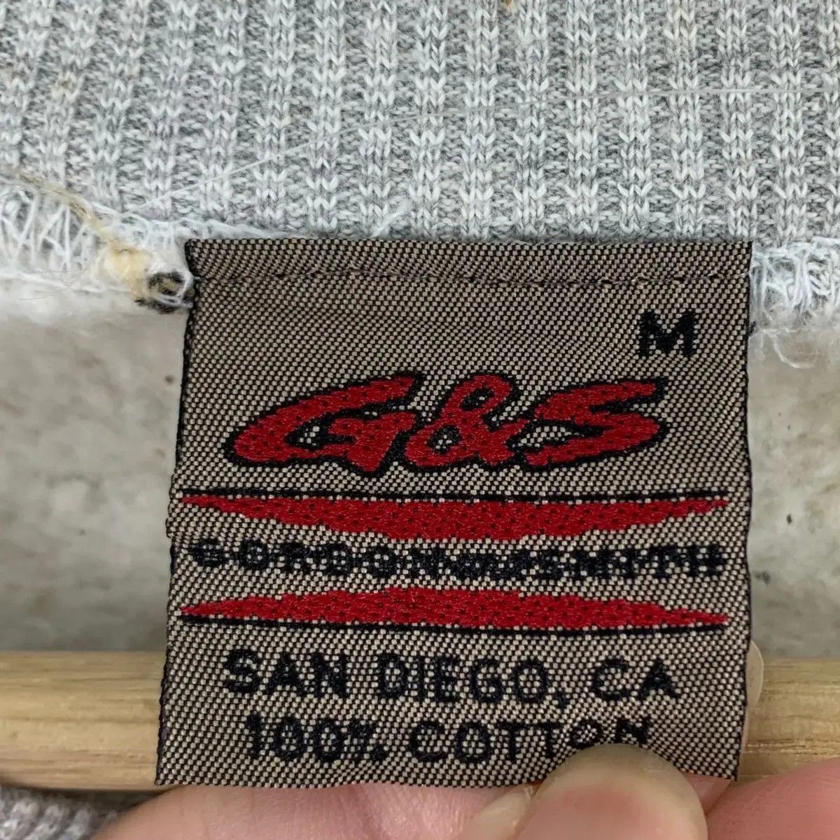 Vintage Vintage 90’ GORDON & SMITH SURFBOARD Surfing Sweatshirt Size US M / EU 48-50 / 2 - 7 Thumbnail