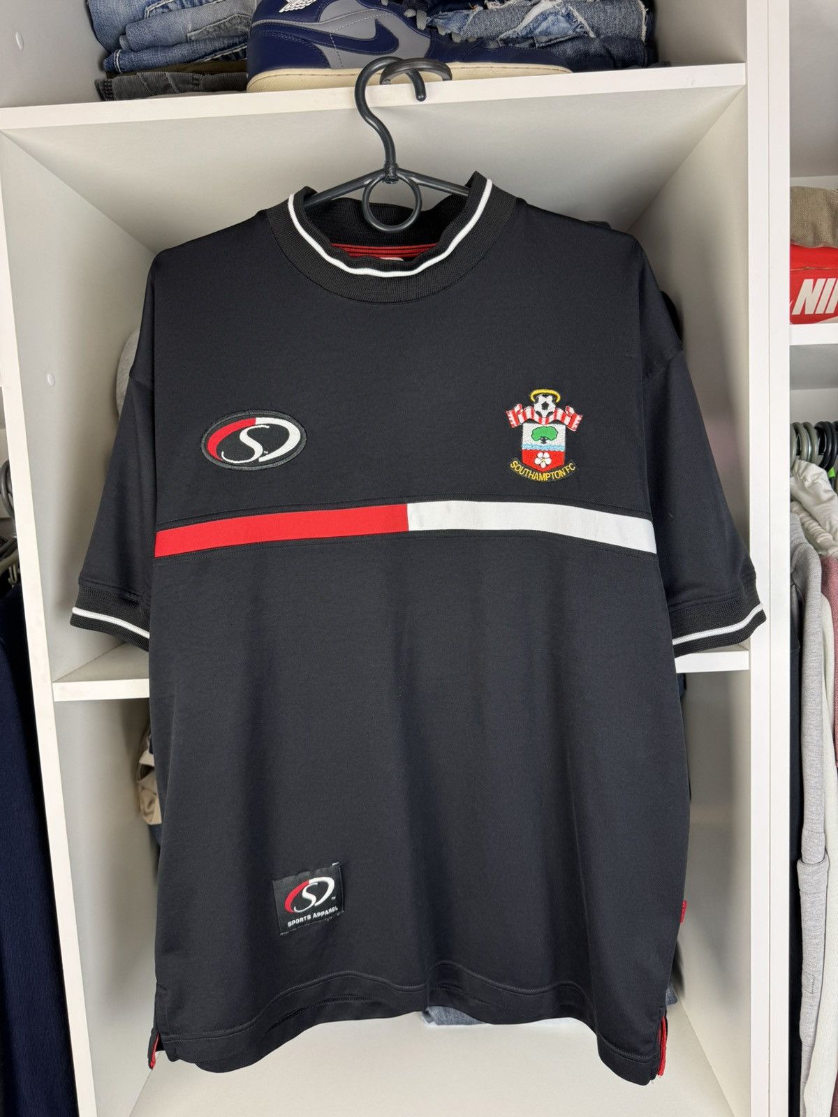 Other Vintage Southampton Training Football Shirt Soccer Jersey Size US M / EU 48-50 / 2 - 1 Thumbnail