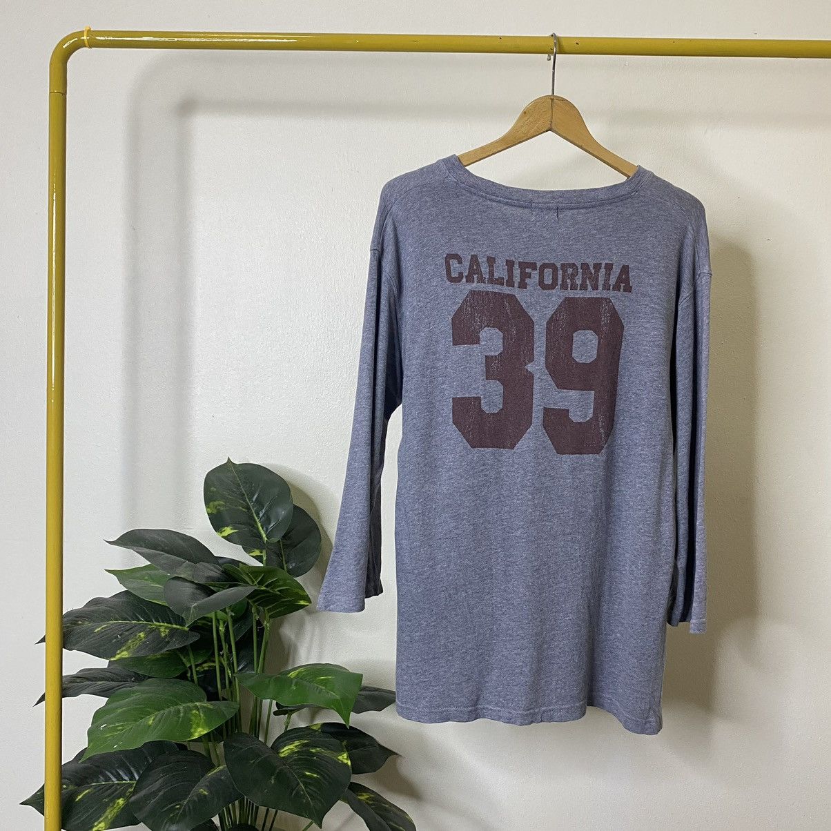 Peanuts × Vintage Vintage Peanuts Snoopy x Sacramento State University T Shirt Size US M / EU 48-50 / 2 - 6 Thumbnail