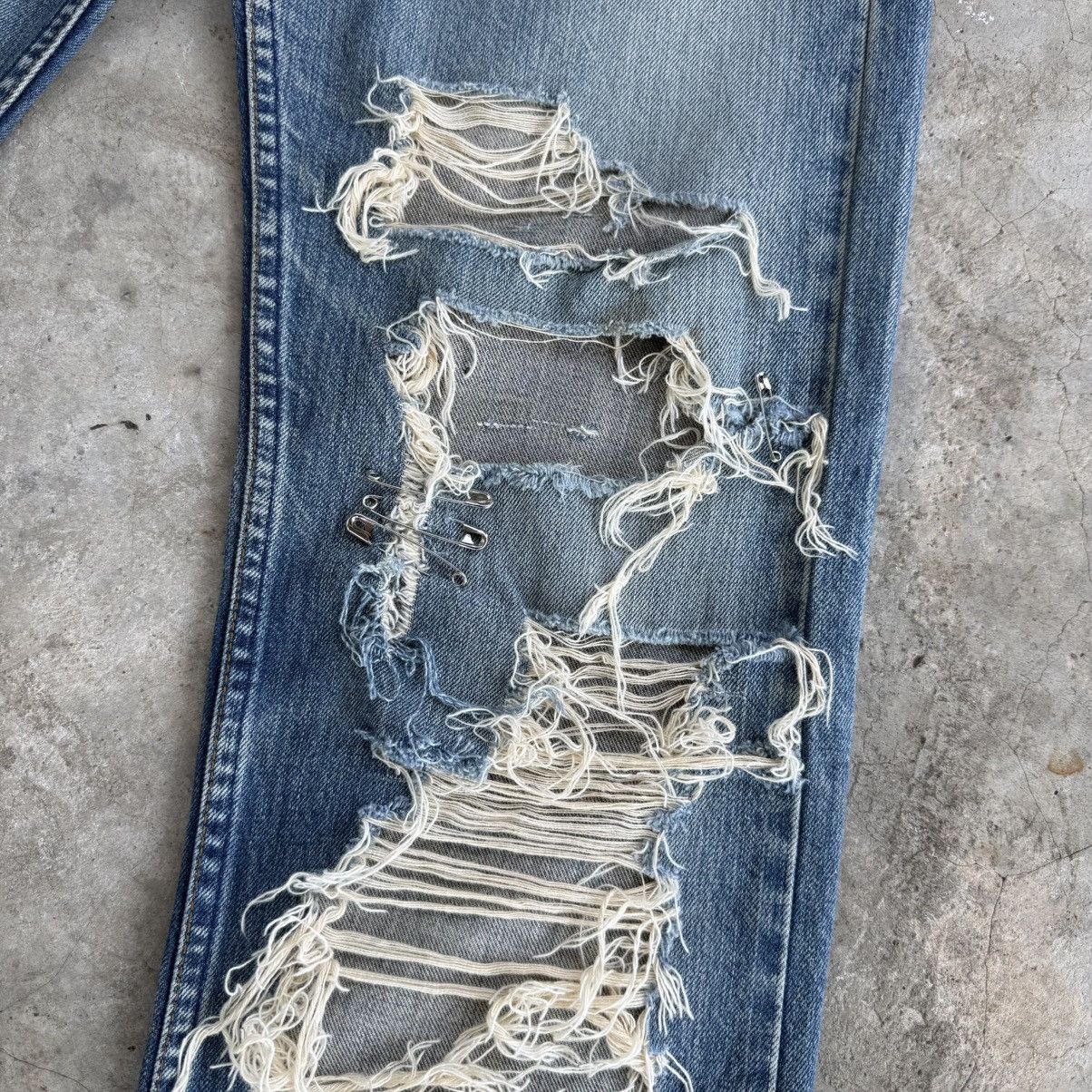 Levi's Vintage Clothing W28x29.5 Vintage Levi's 512 Distressed Denim Jean Pants Size US 28 / EU 44 - 5 Thumbnail
