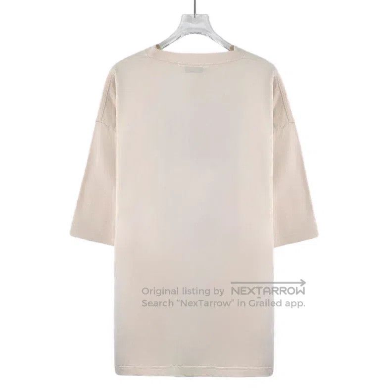 Balenciaga Balenciaga Beige lettering print cotton crew-neck short-sl Size US M / EU 48-50 / 2 - 2 Thumbnail