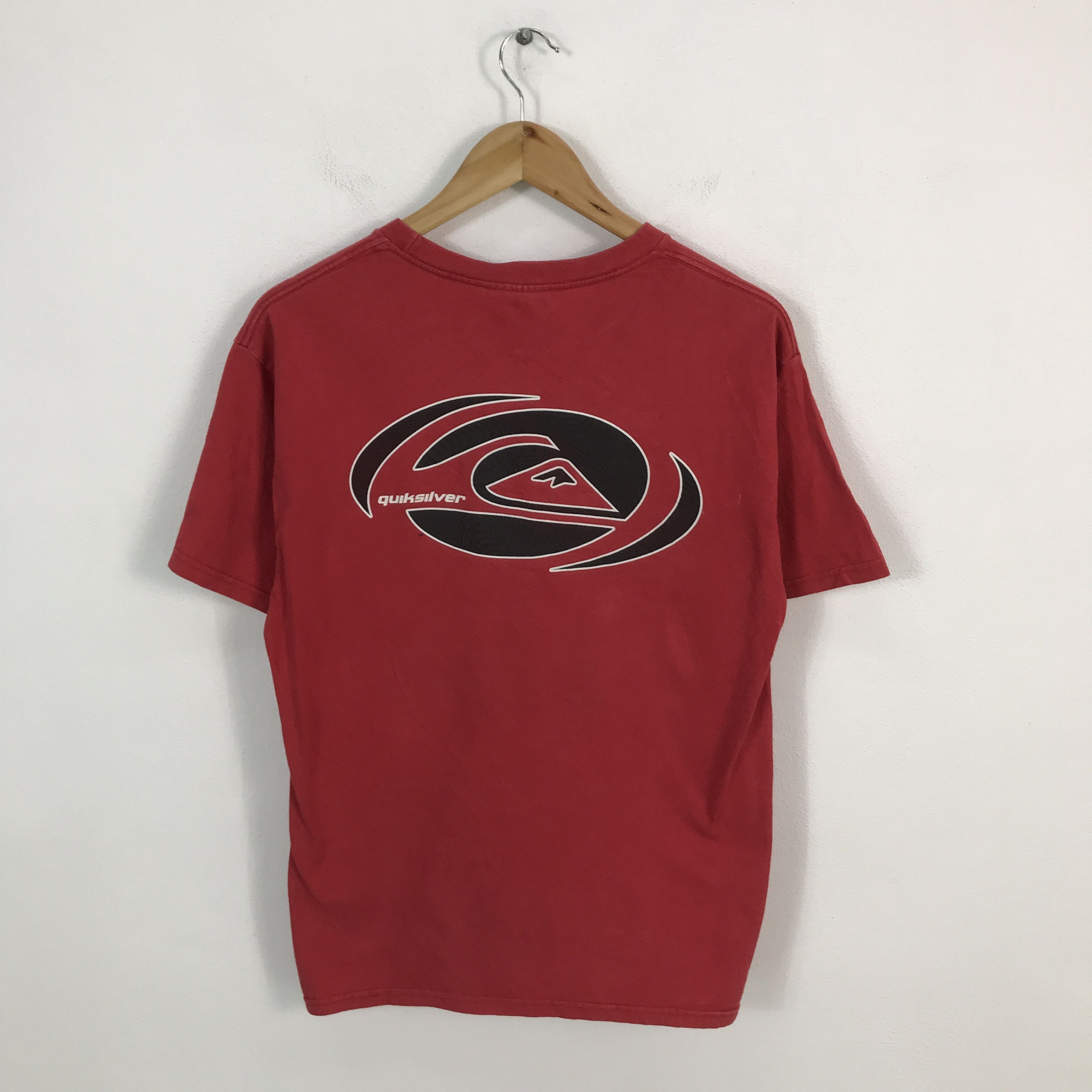 Quiksilver × Vintage y2k Quiksilver central logo tshirts Size US L / EU 52-54 / 3 - 1 Thumbnail