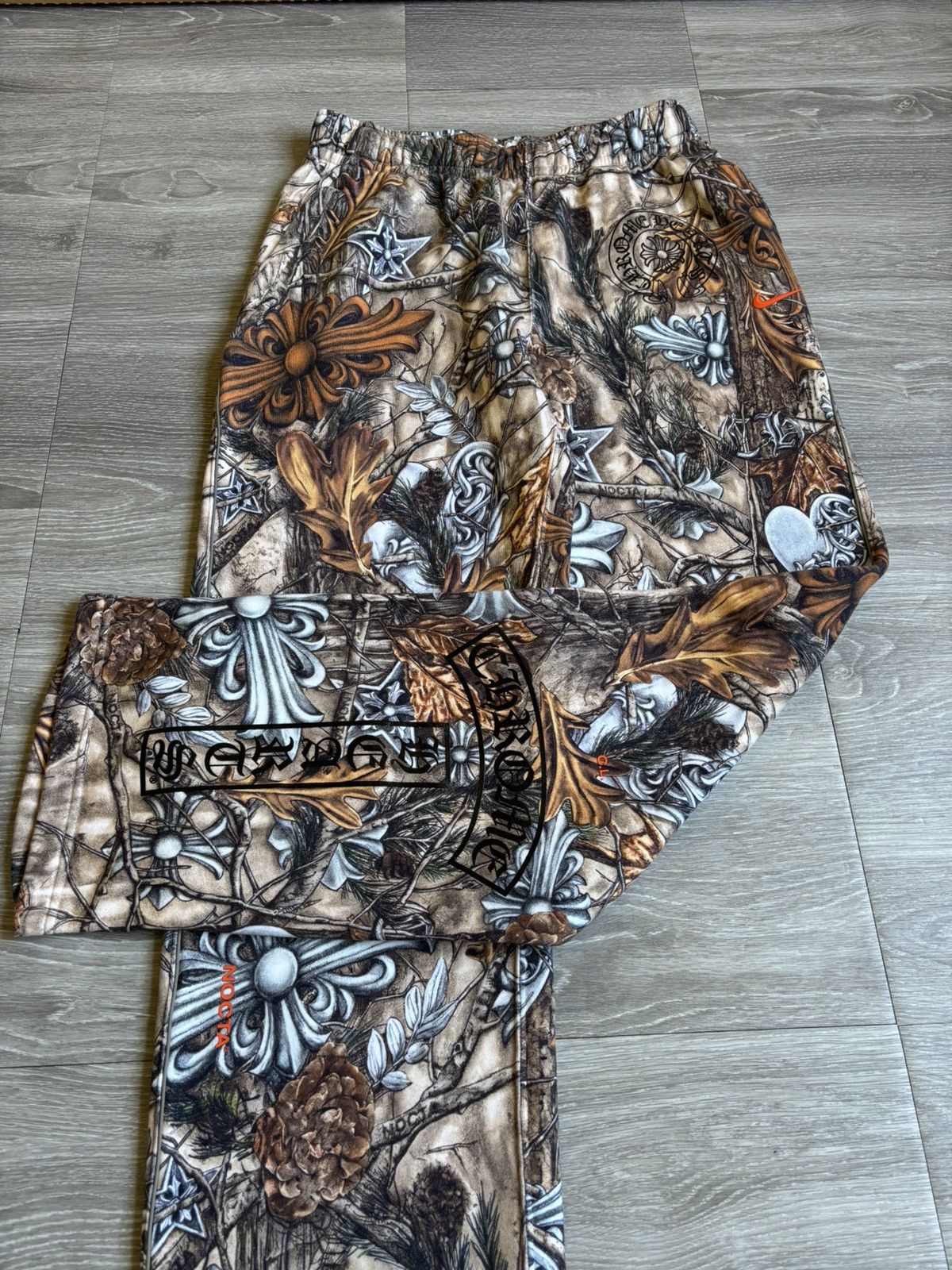Chrome Hearts × NOCTA × Nike Chrome Hearts Nike Nocta Drake Sweatpants Size US 32 / EU 48 - 7 Thumbnail