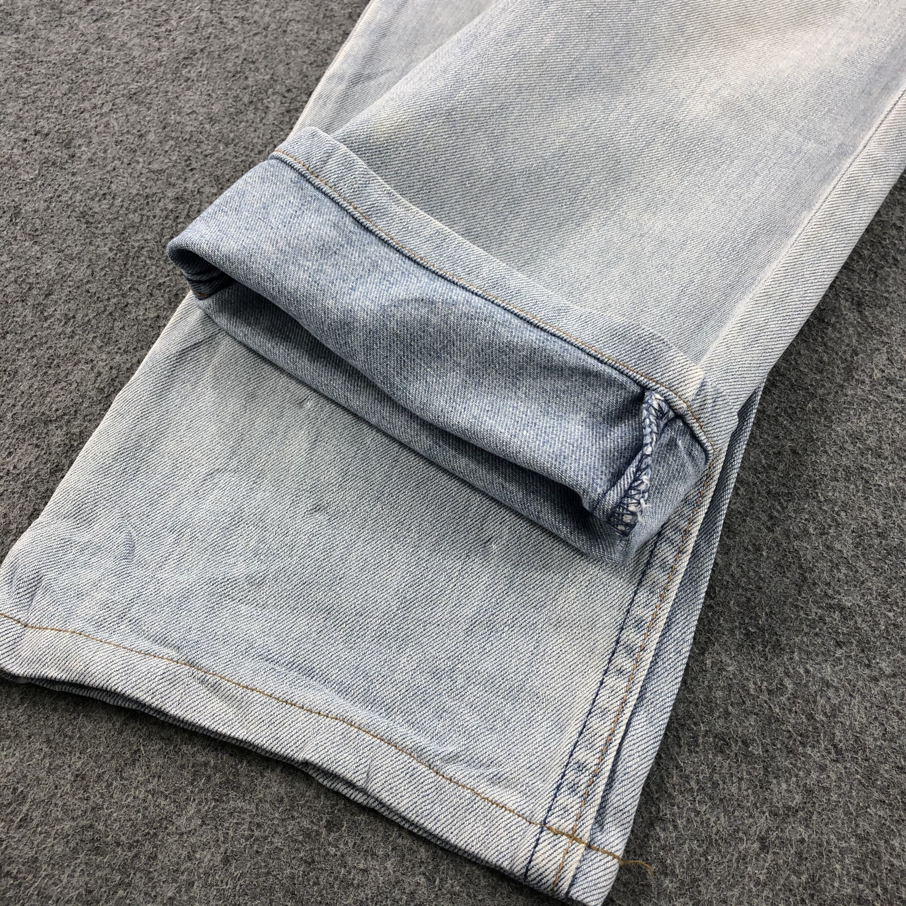 Levi's × Vintage 90s Vintage Light Wash Levis 519 Jeans-JM2000 Size 27" / US 4 / IT 40 - 6 Thumbnail